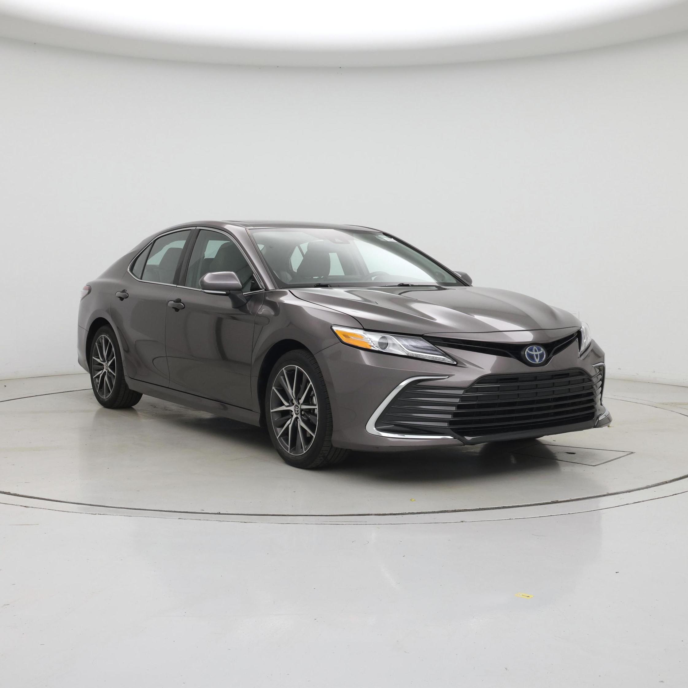  2023 Toyota Camry Hybrid XLE FWD   