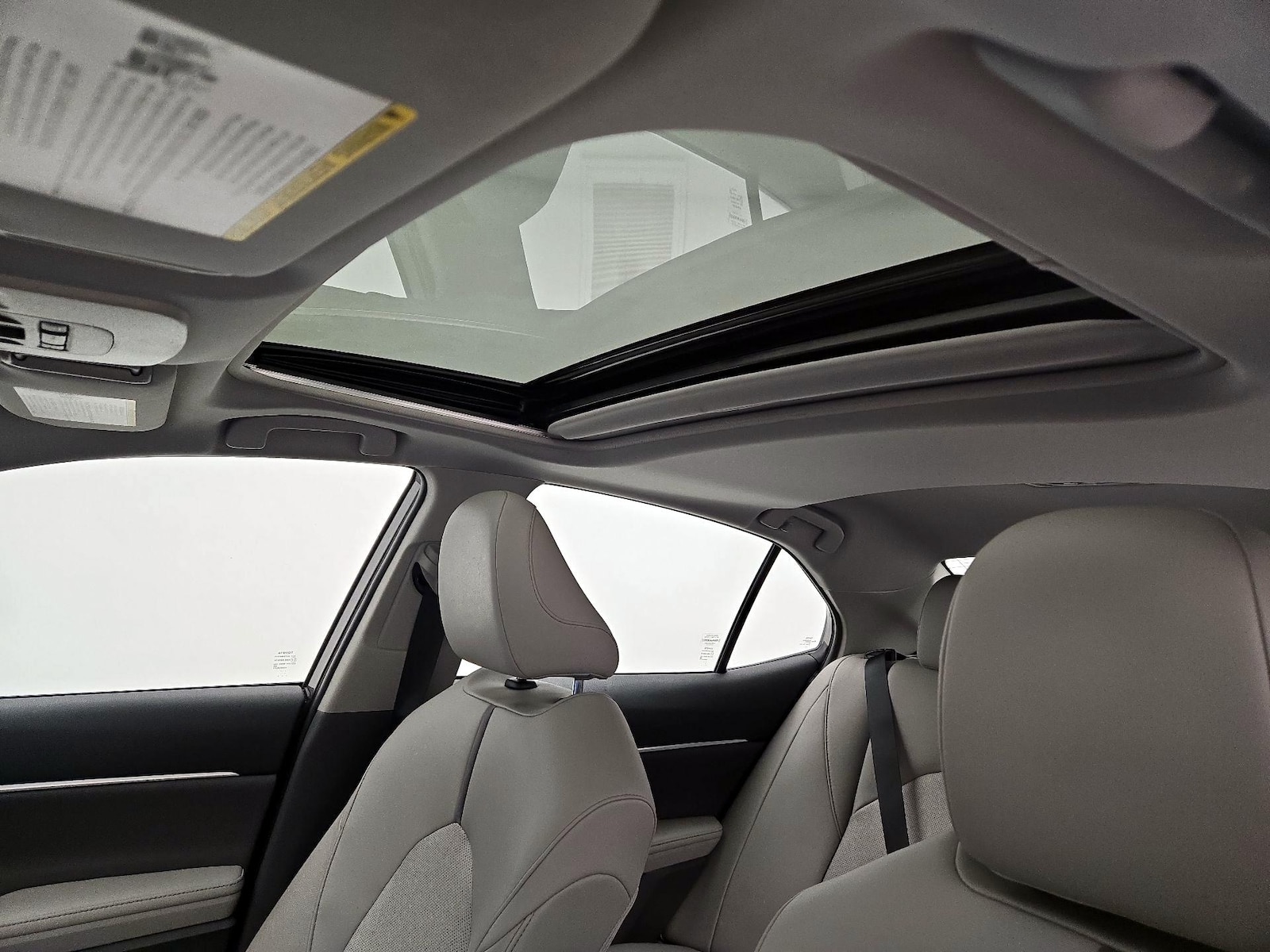 2023 Toyota Camry XLE - Photo 21