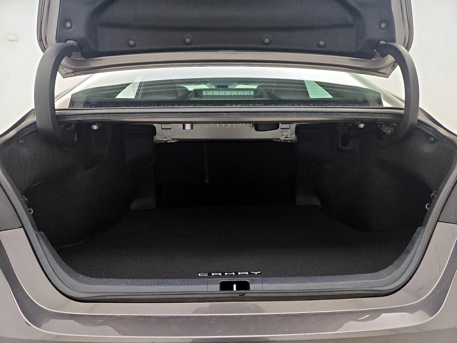 2023 Toyota Camry XLE - Photo 23