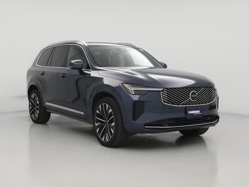 2025 Volvo XC90 B6 Plus