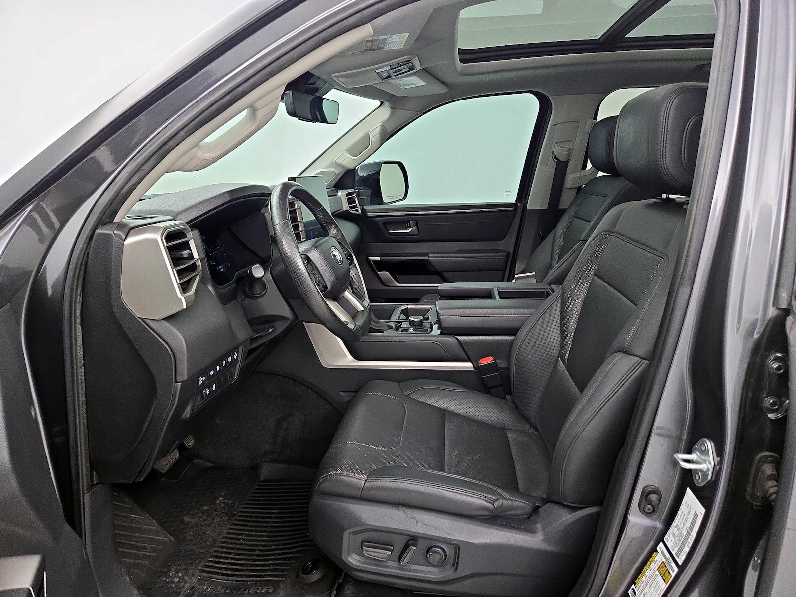 2024 Toyota Tundra Limited - Photo 12