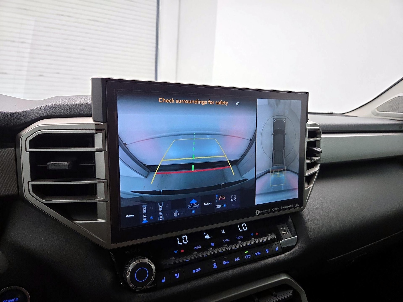 2024 Toyota Tundra Limited - Photo 15