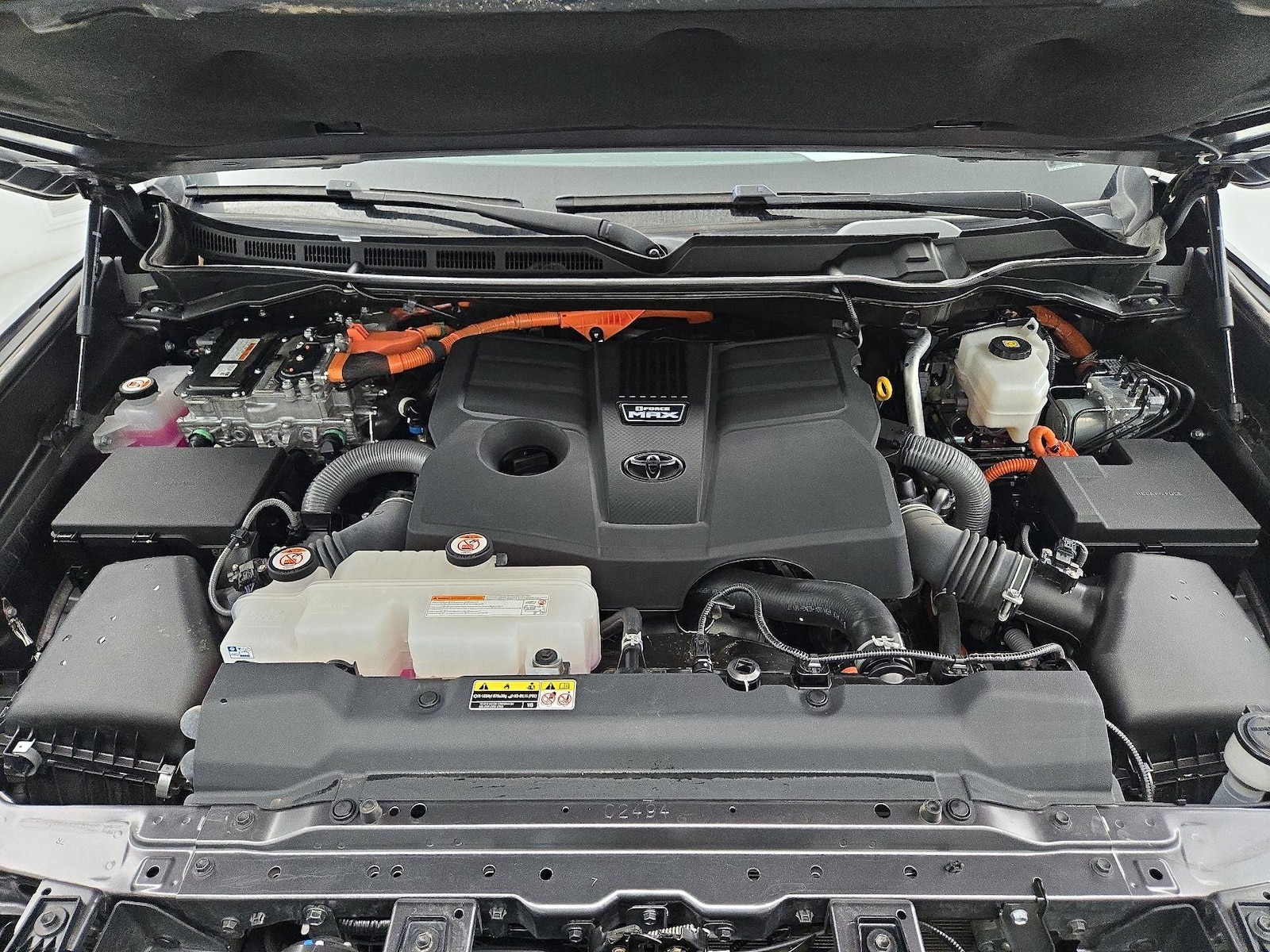 2024 Toyota Tundra Limited - Photo 23