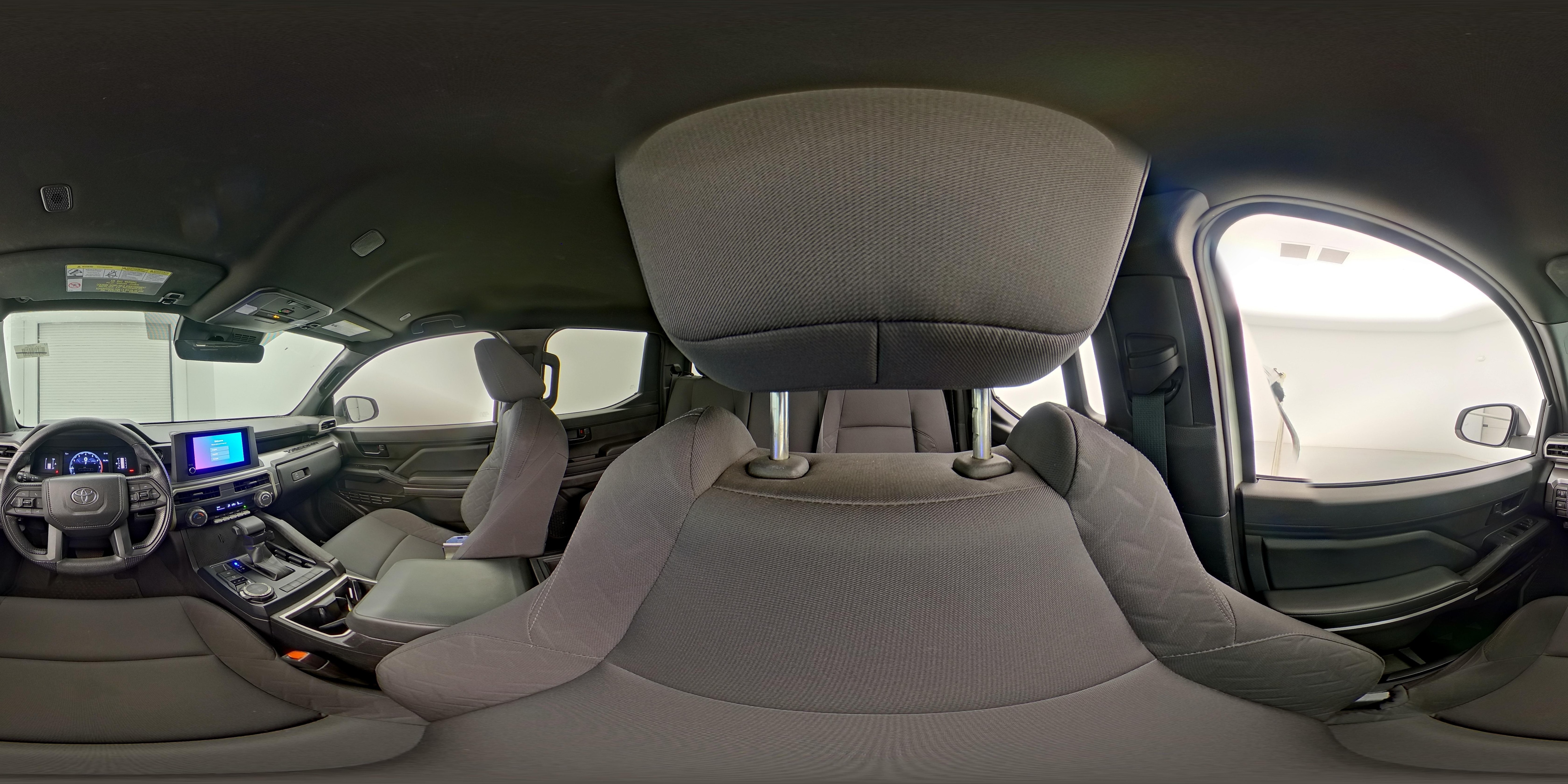 2025 Toyota Tacoma SR5 - Photo 26