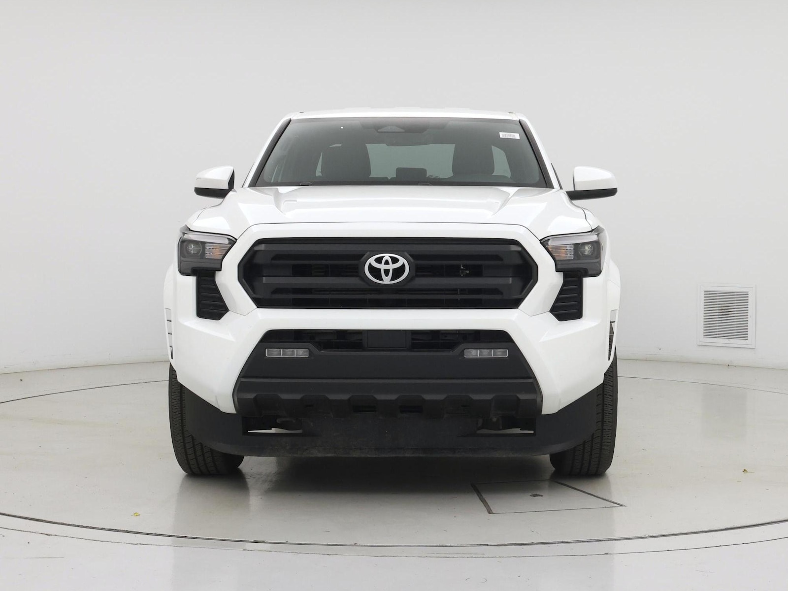 2025 Toyota Tacoma SR5 - Photo 6