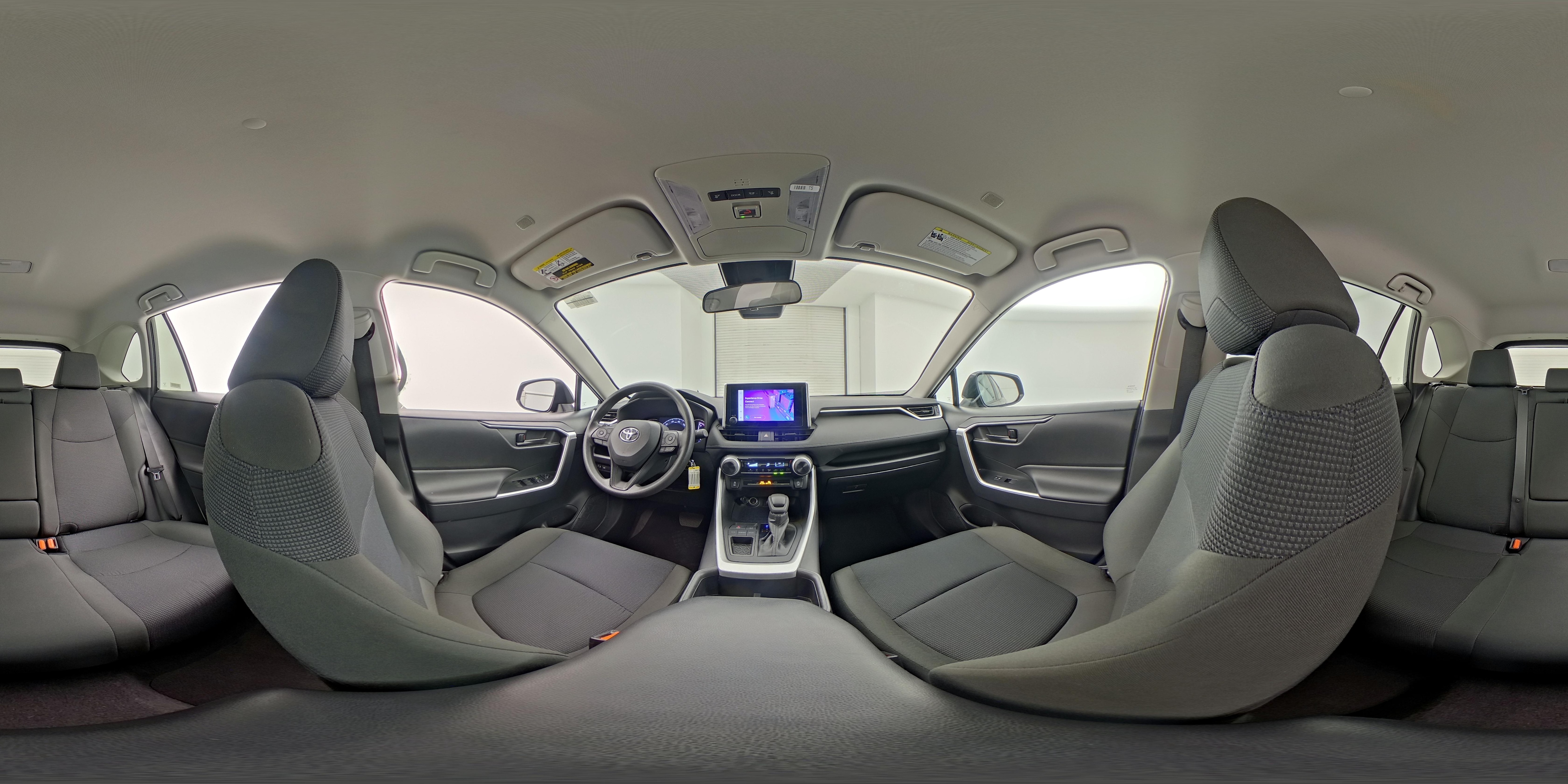 2025 Toyota RAV4 LE - Photo 24
