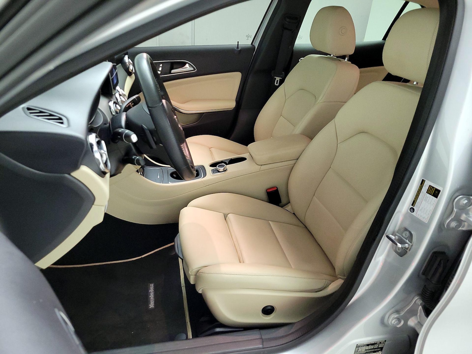 Power Seat(s) & Side Airbags