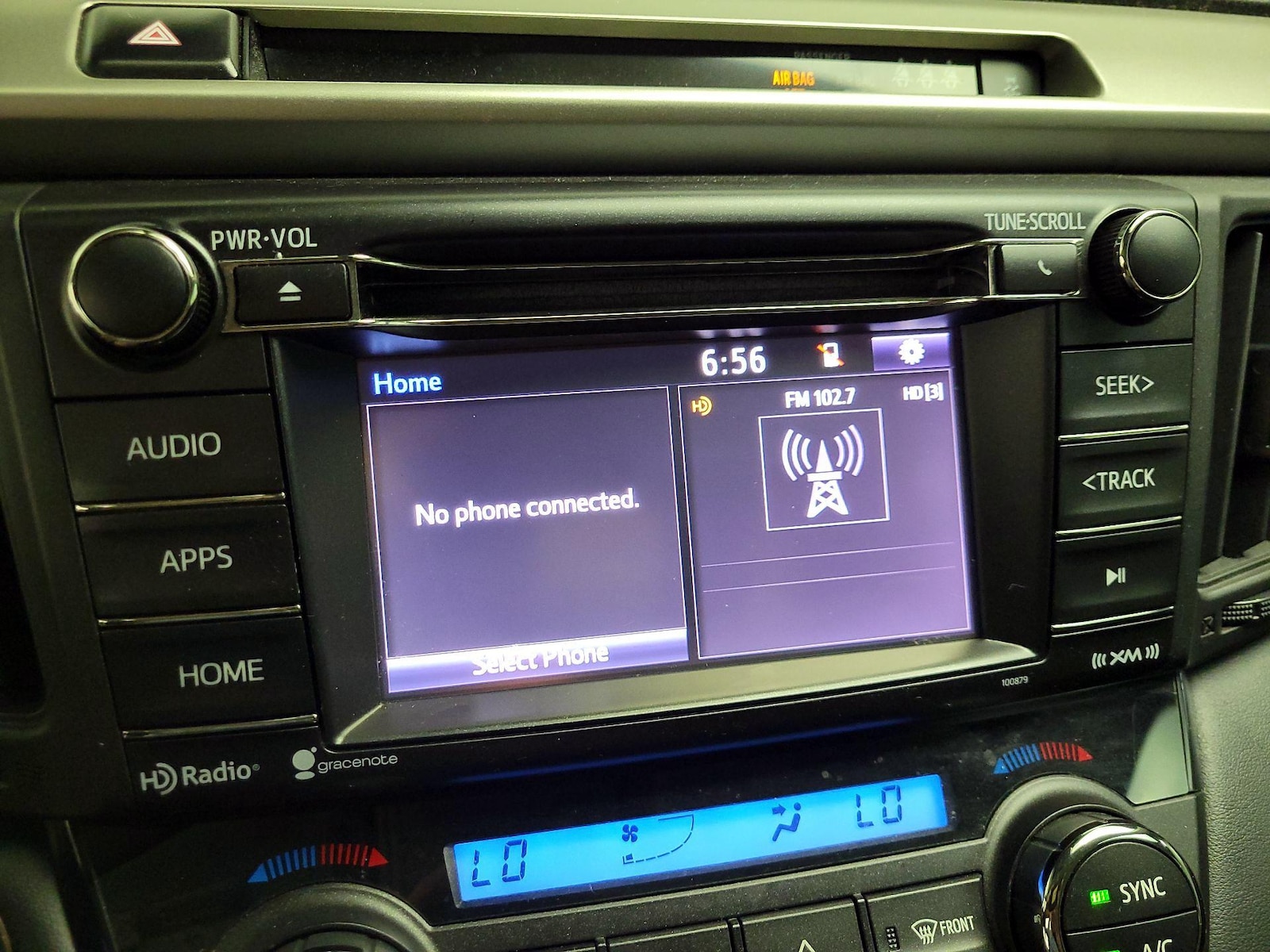 2018 Toyota RAV4 XLE - Photo 15
