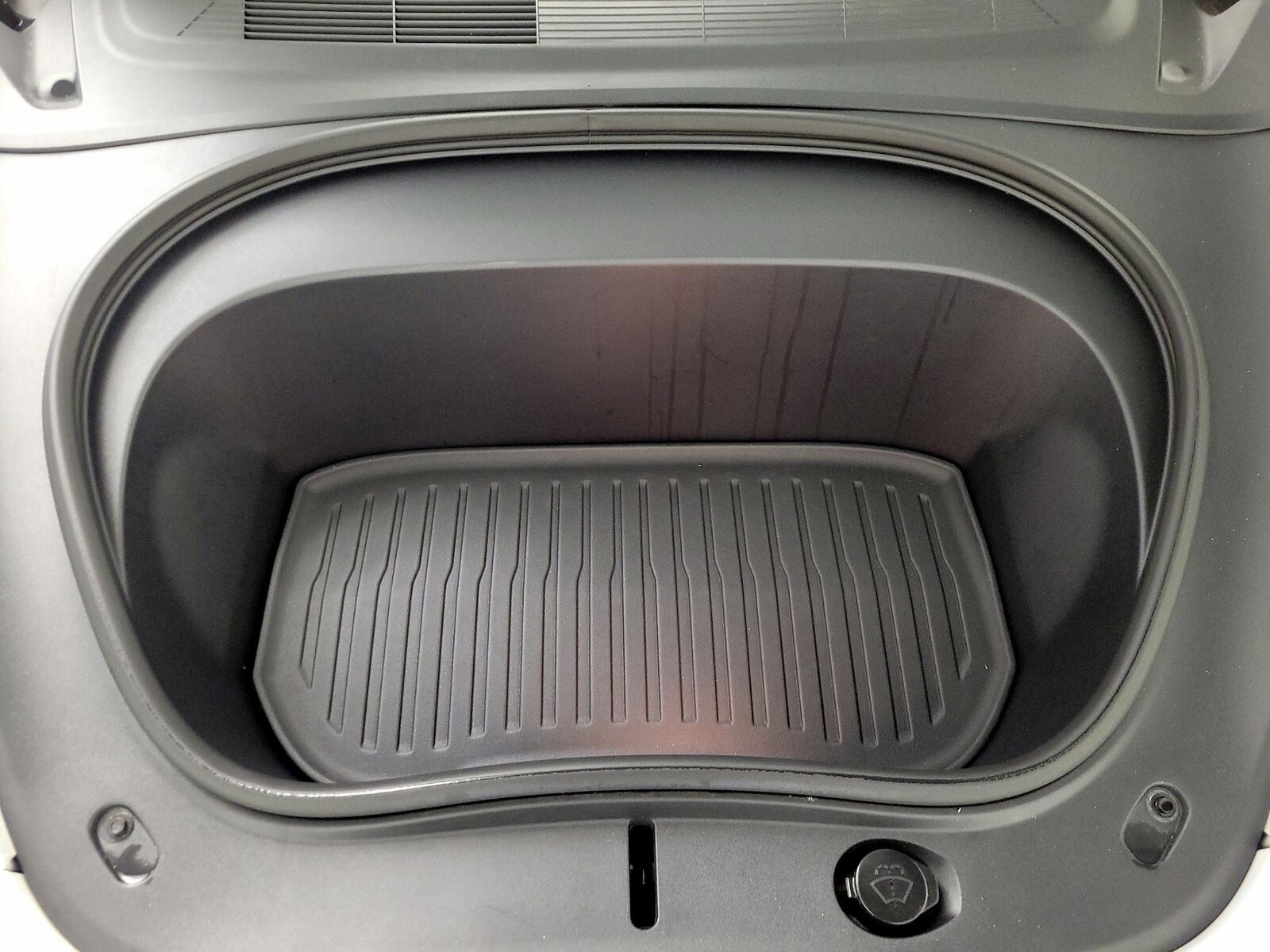 2025 Tesla Model 3 Long Range - Photo 22