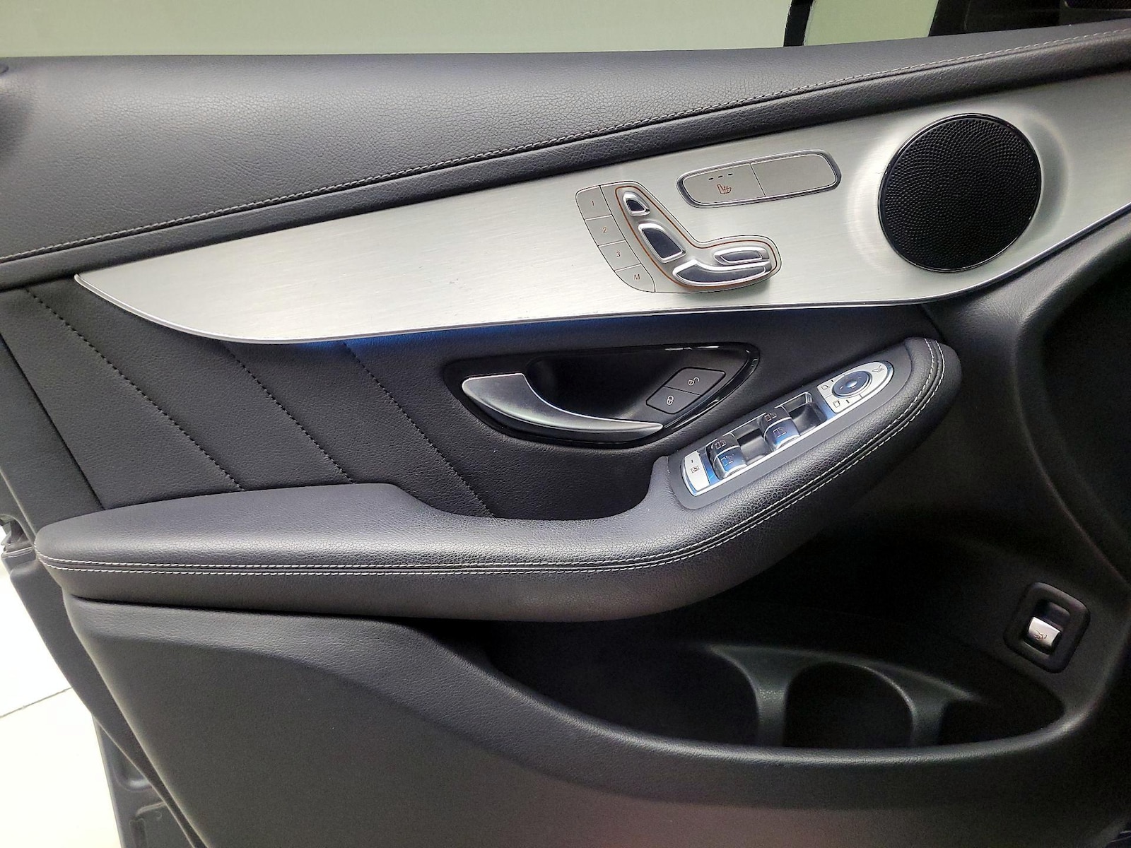 2019 Mercedes-Benz GLC Coupe GLC300 - Photo 13