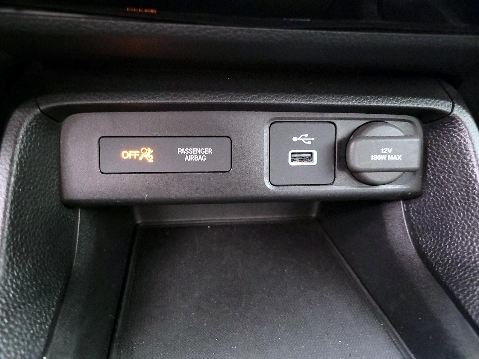 2024 Honda Civic Hatchback Sport - Photo 19