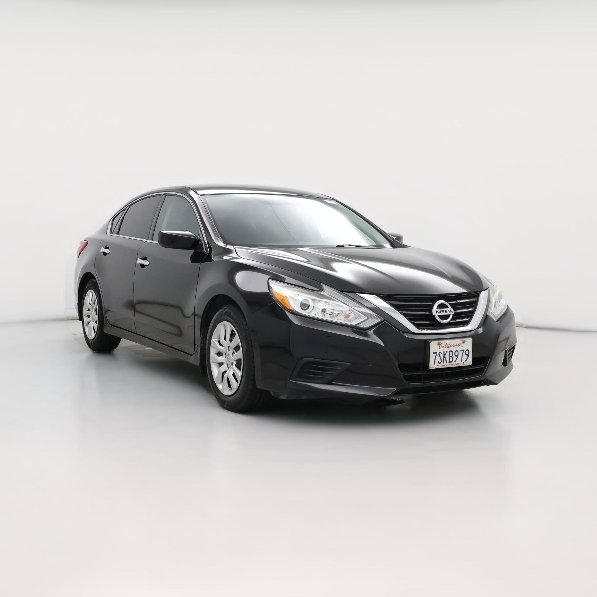 Thumbnail: 2016 Nissan Altima - 1