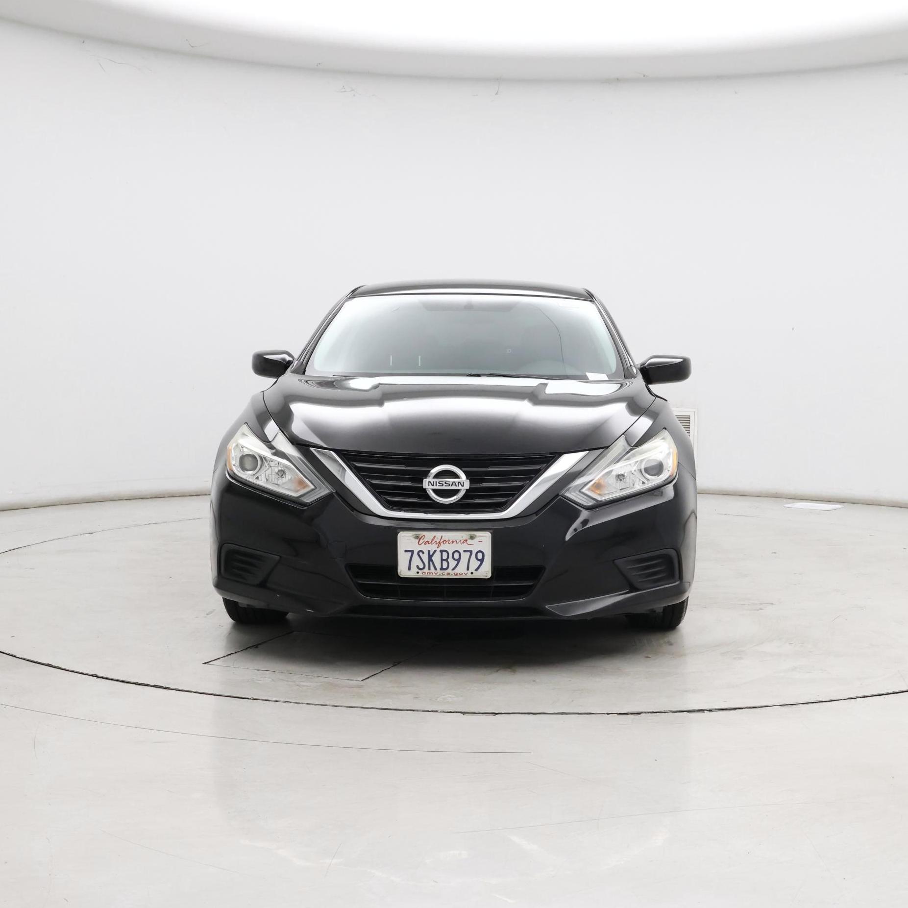 Thumbnail: 2016 Nissan Altima - 5