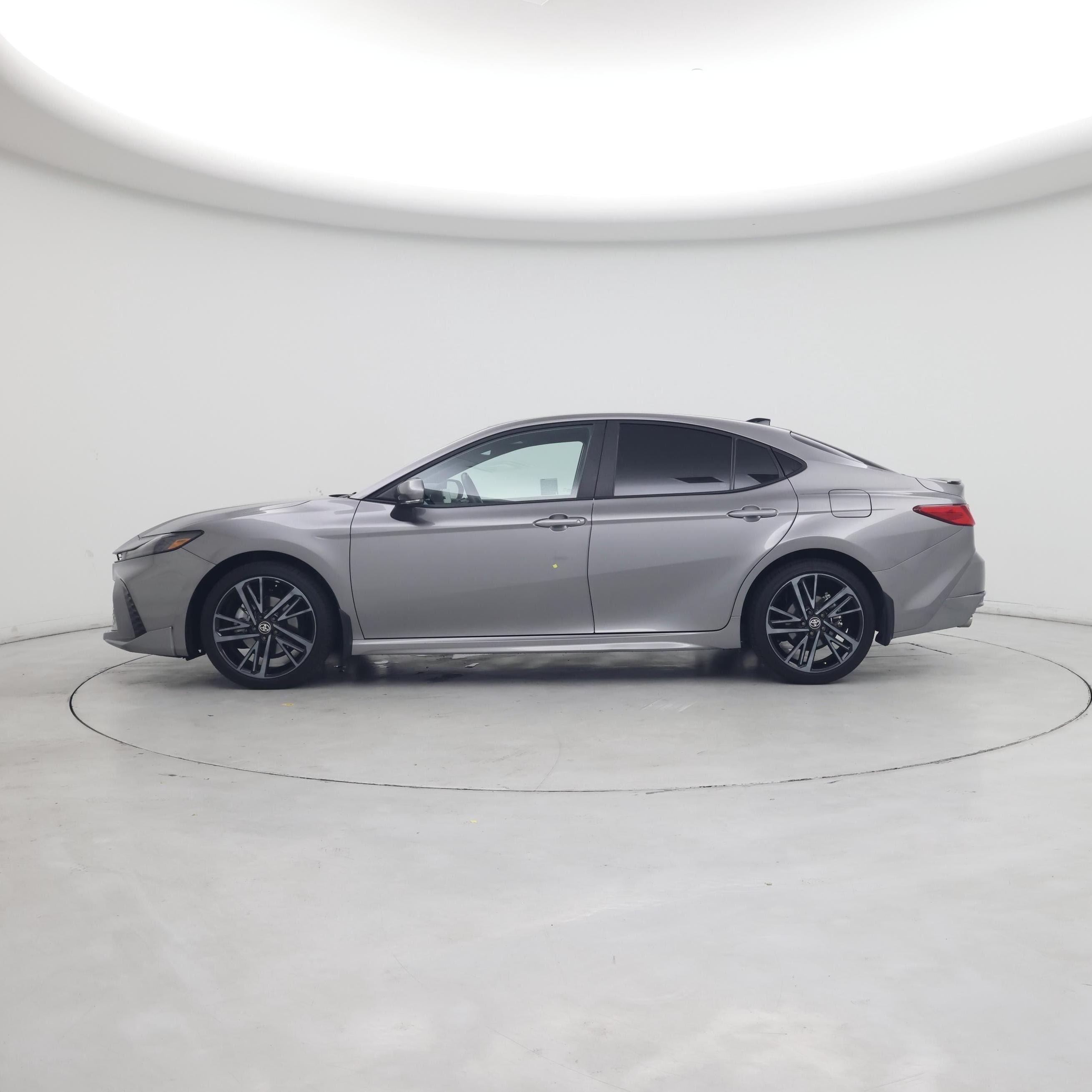 Thumbnail: 2025 Toyota Camry - 3