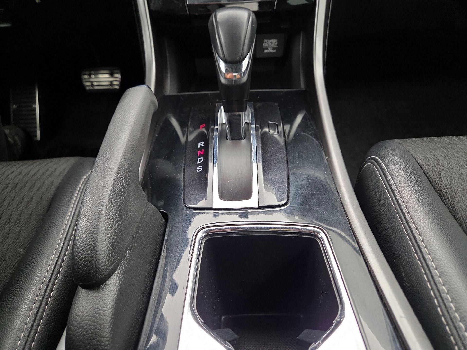 Thumbnail: 2017 Honda Accord - 17