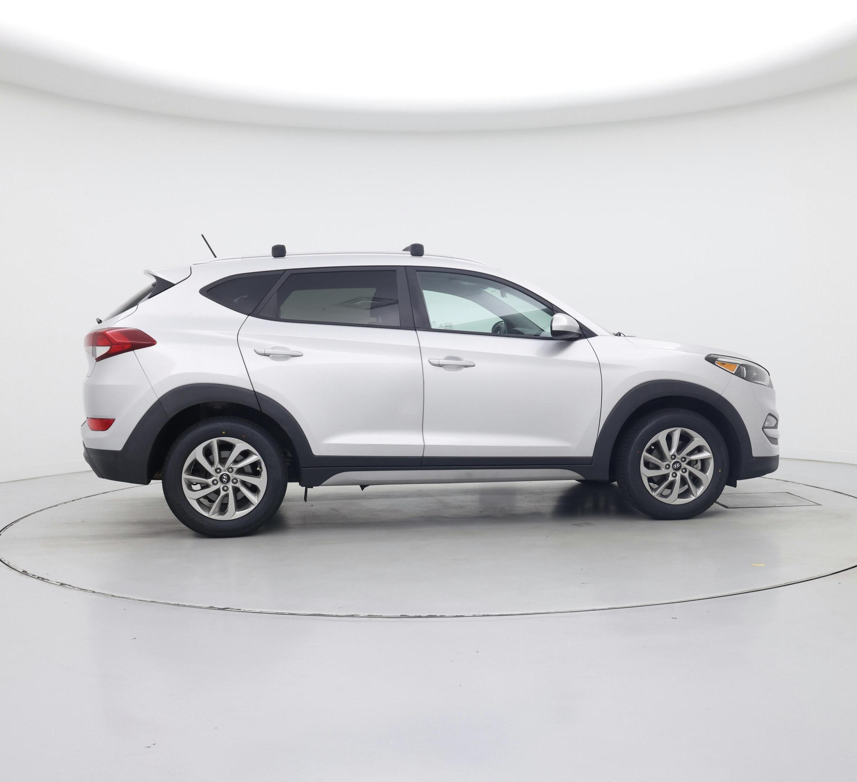 Thumbnail: 2017 Hyundai Tucson - 7