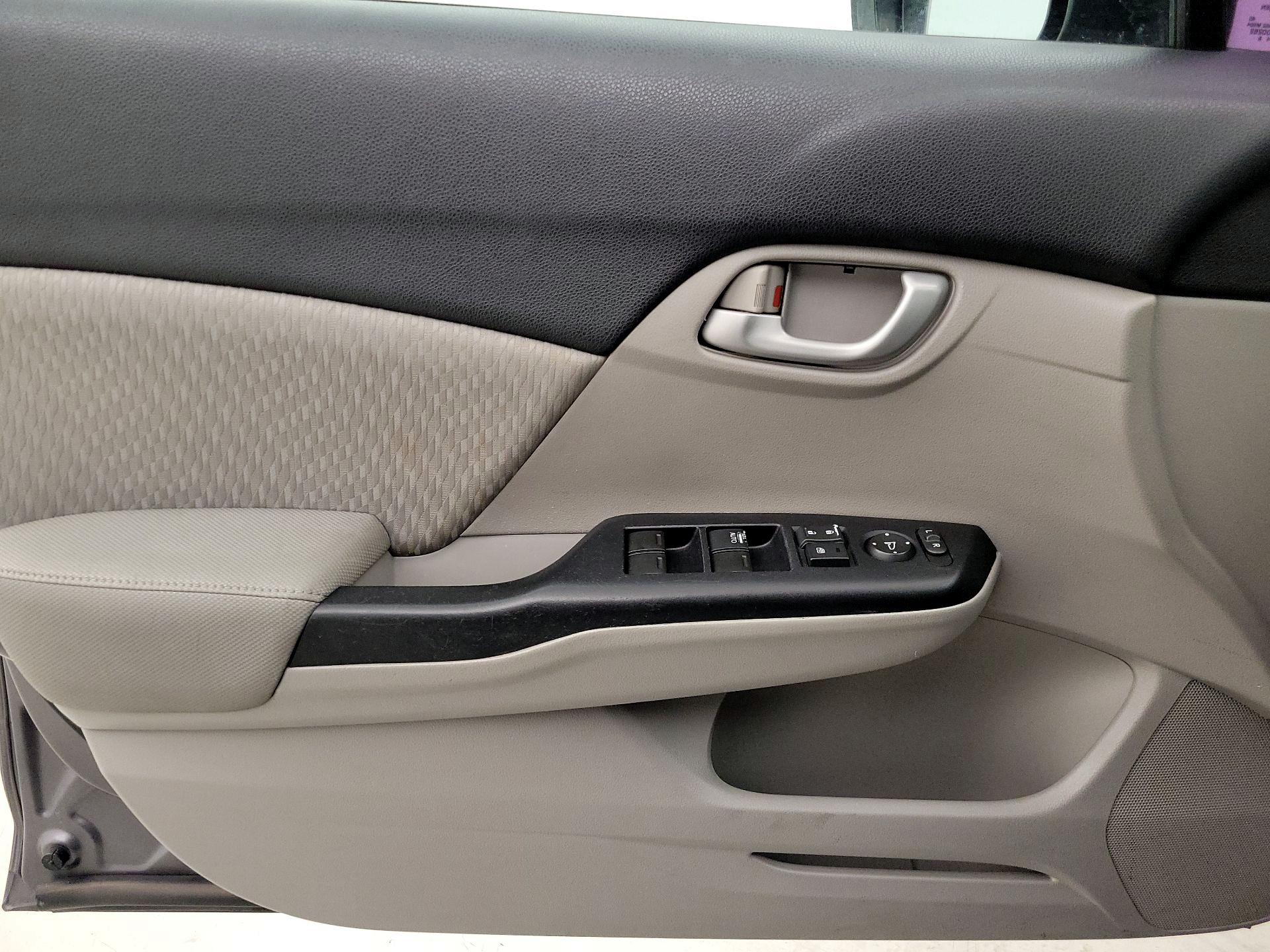 Thumbnail: 2014 Honda Civic - 10