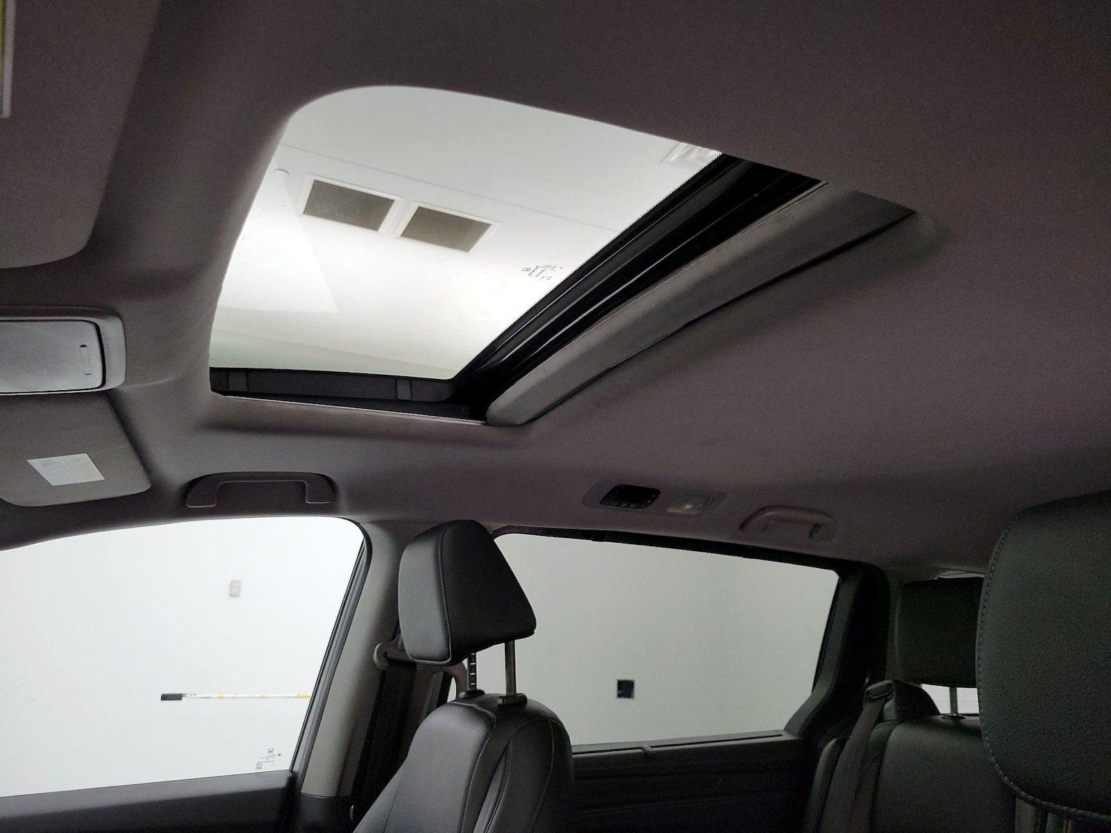 2023 Honda Odyssey EX-L - Photo 19