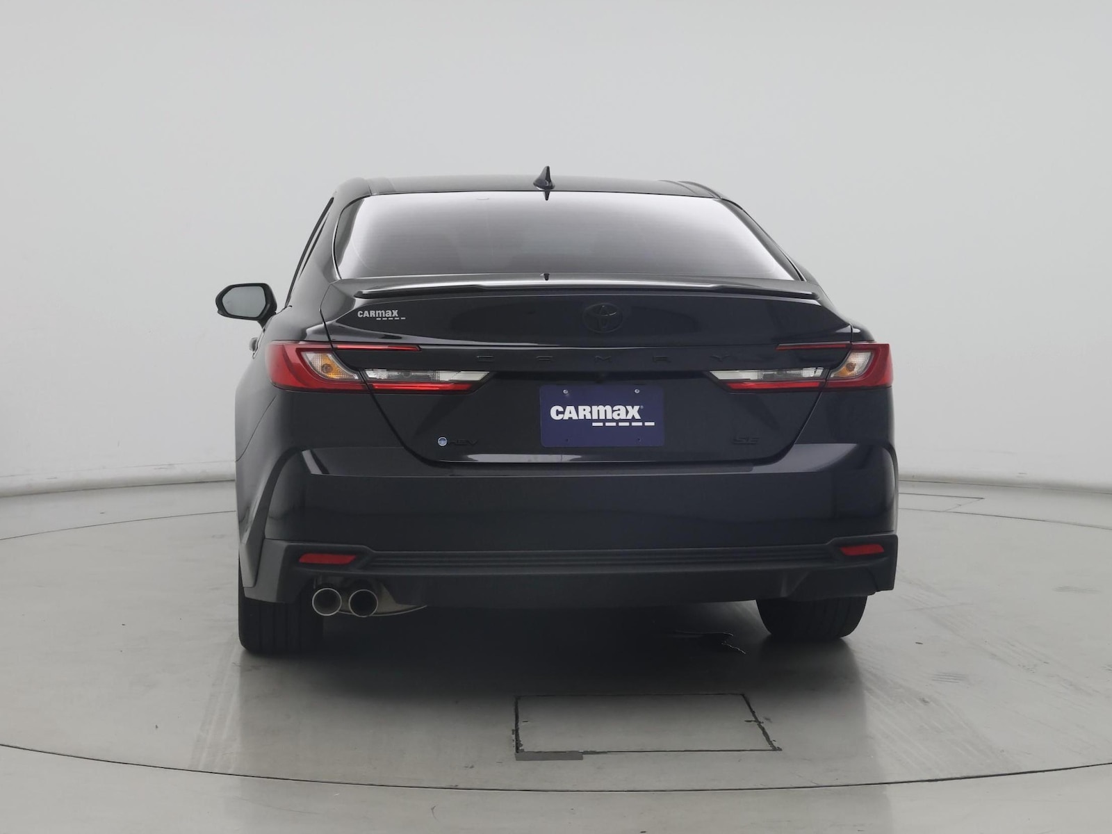 2025 Toyota Camry SE - Photo 7