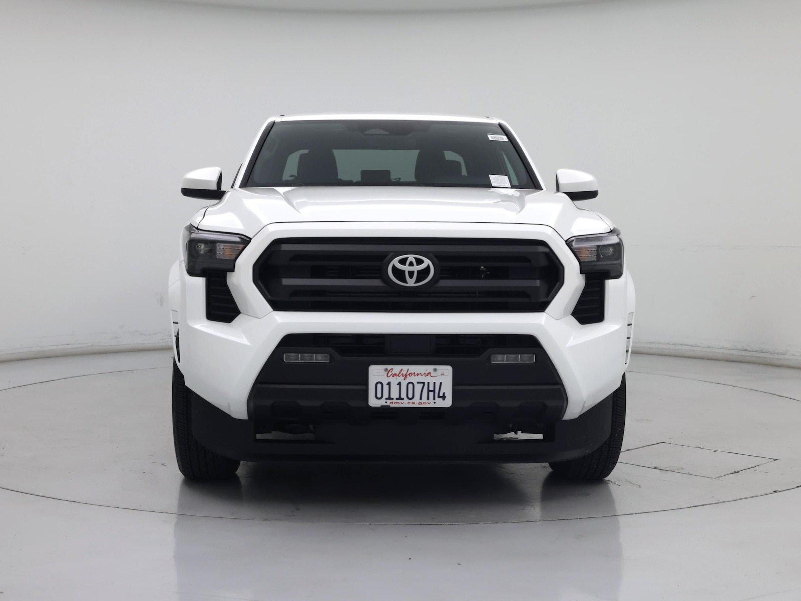 2026 Toyota Tacoma SR5 - Photo 6