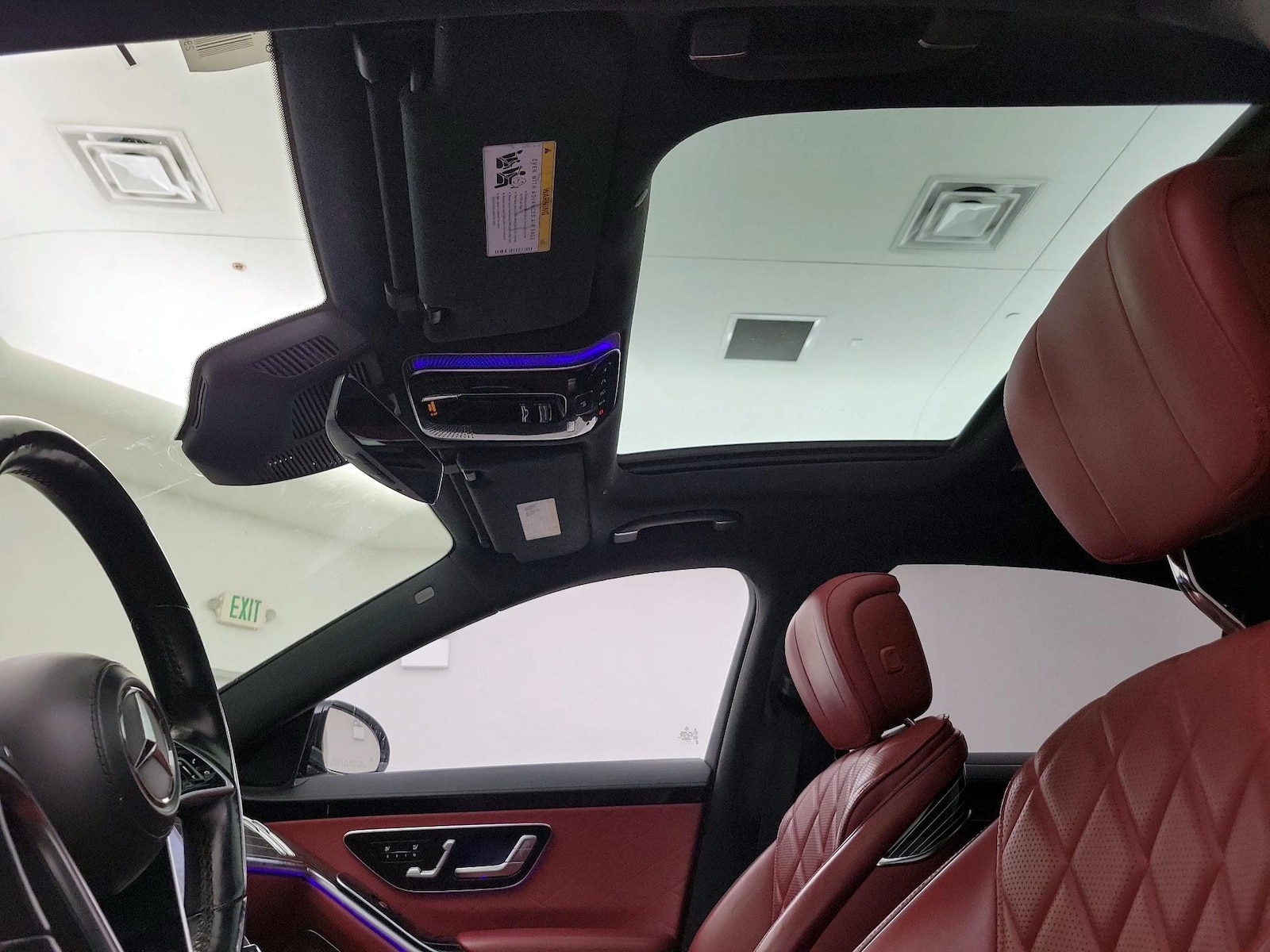 Panoramic Sunroof & Skylight(s)