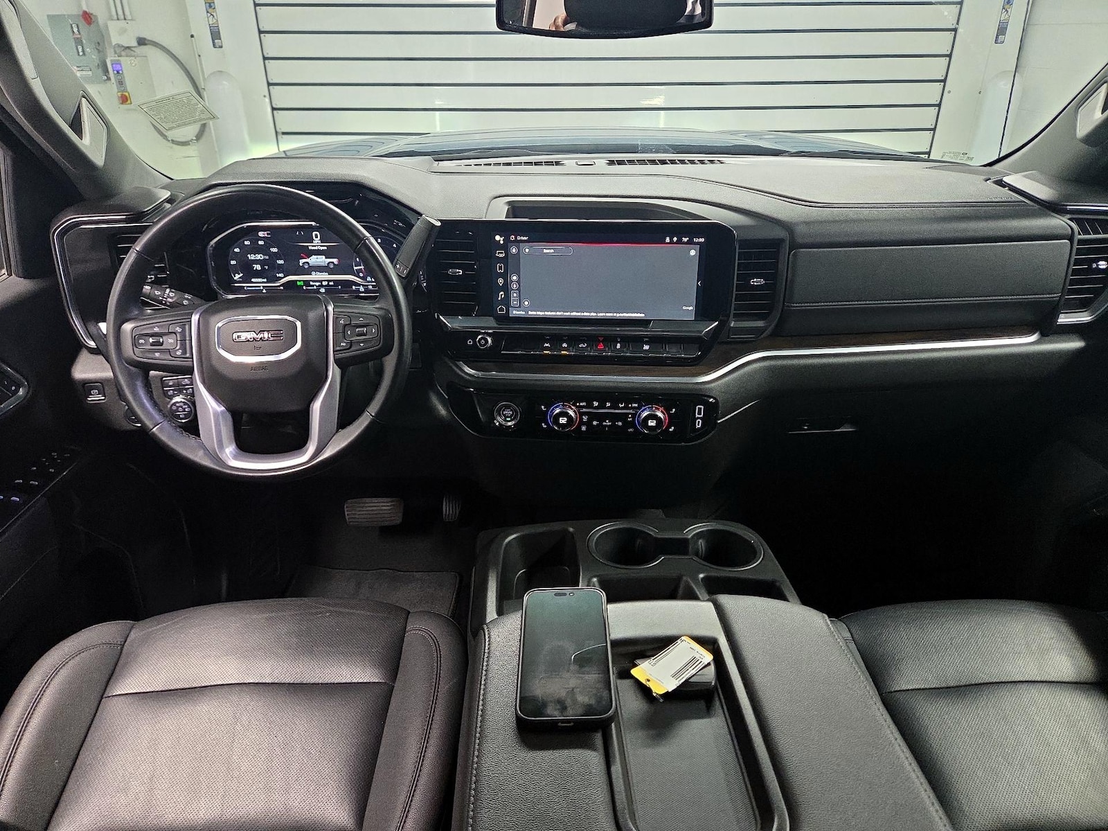 2024 GMC Sierra 1500 SLT - Photo 10