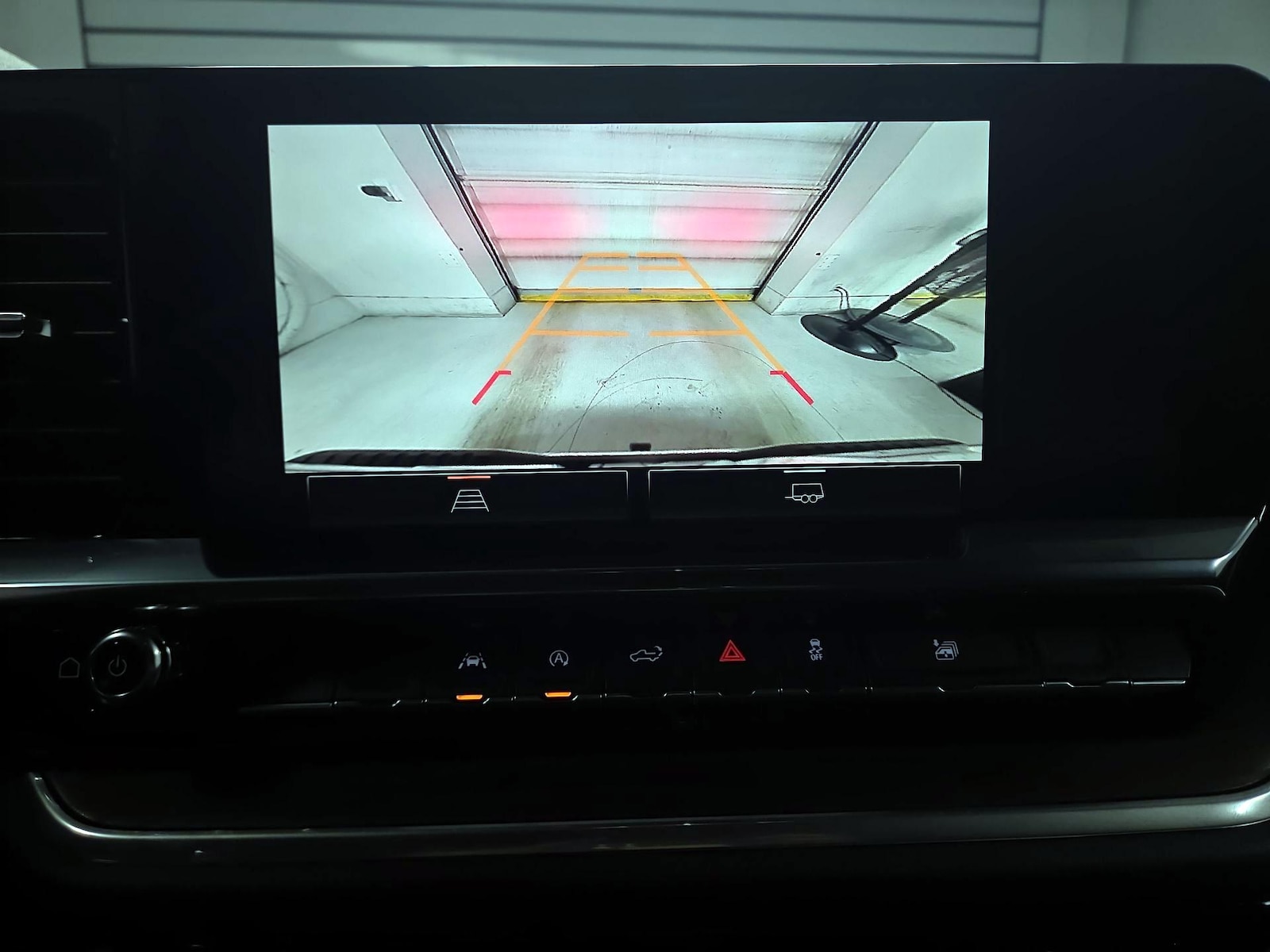 2024 GMC Sierra 1500 SLT - Photo 15