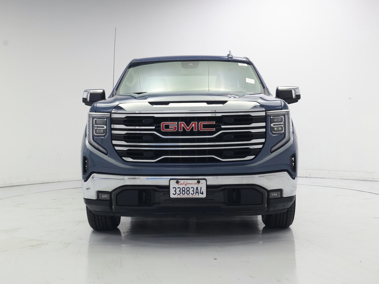 2024 GMC Sierra 1500 SLT - Photo 6