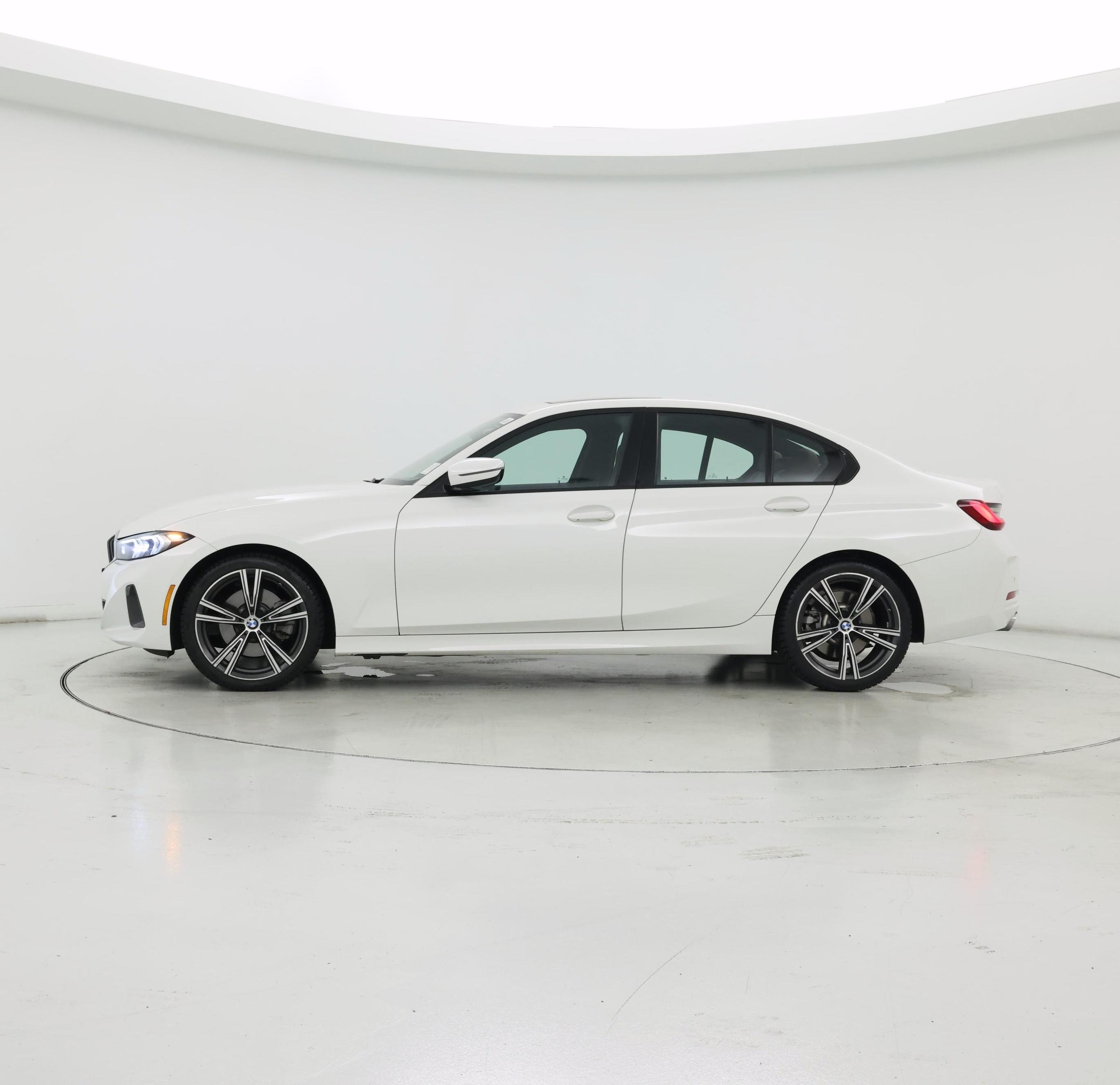 Thumbnail: 2023 BMW 3 Series - 3