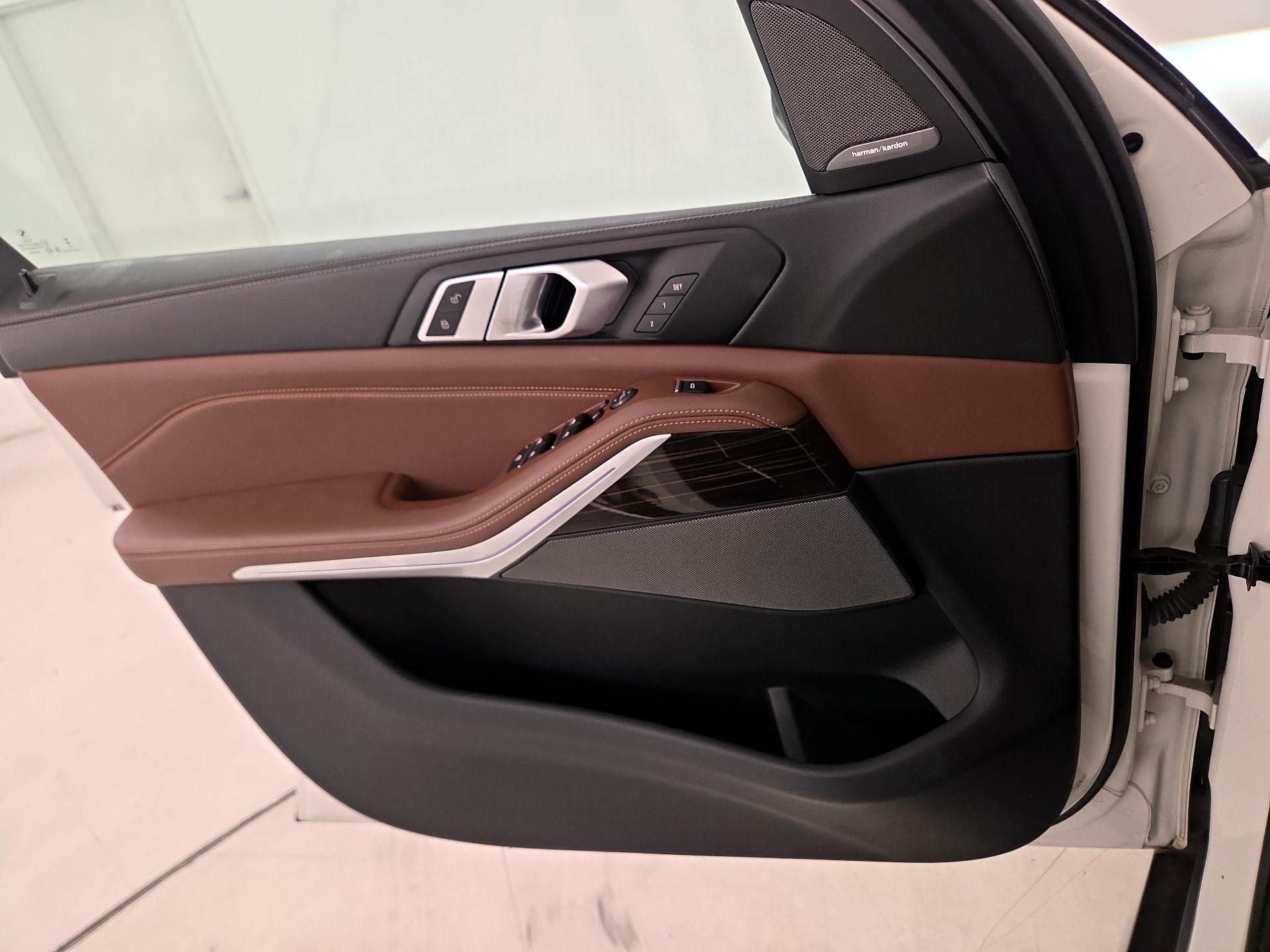 Thumbnail: 2024 BMW X5 - 12