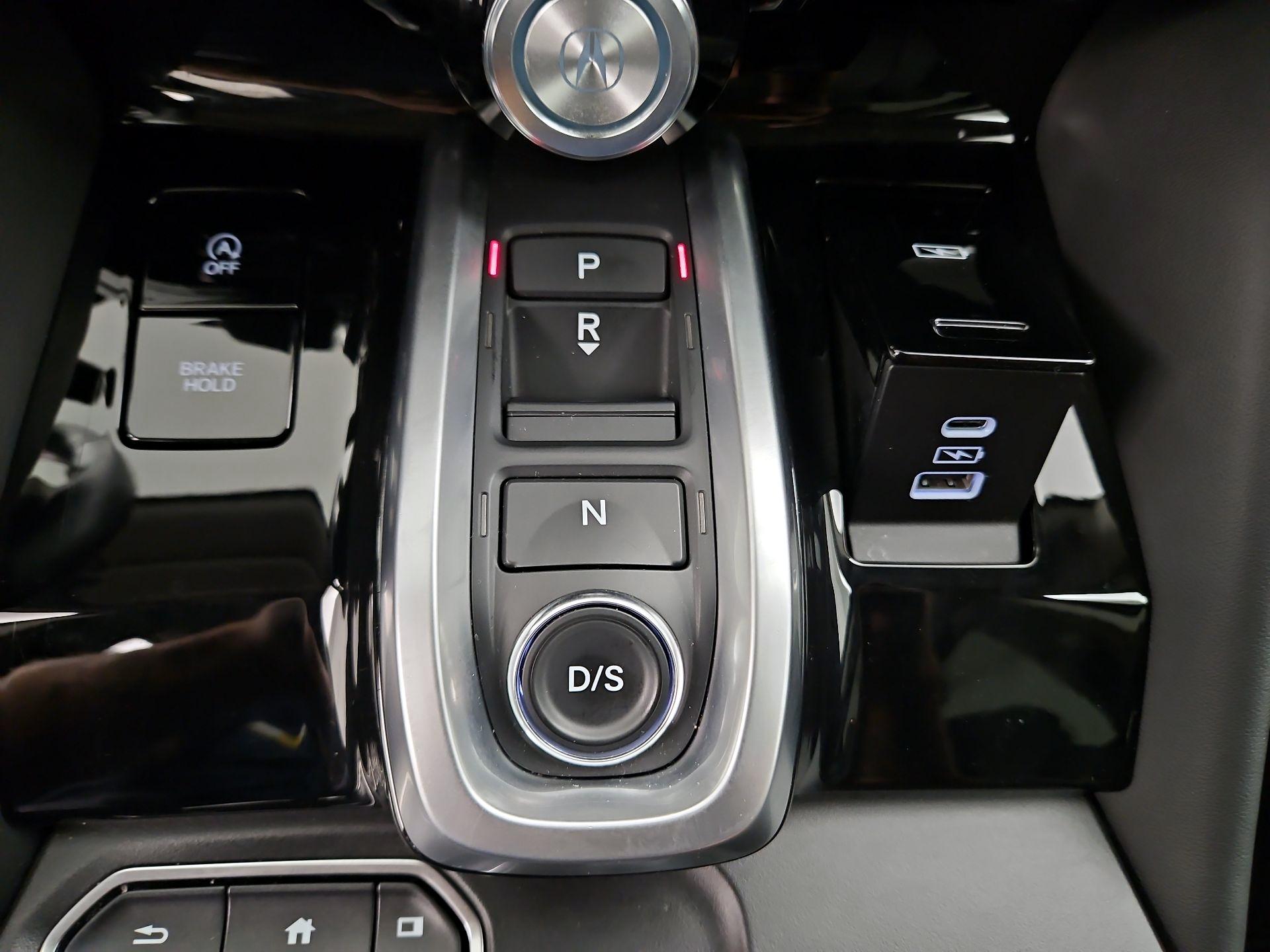 Thumbnail: 2023 Acura MDX - 18