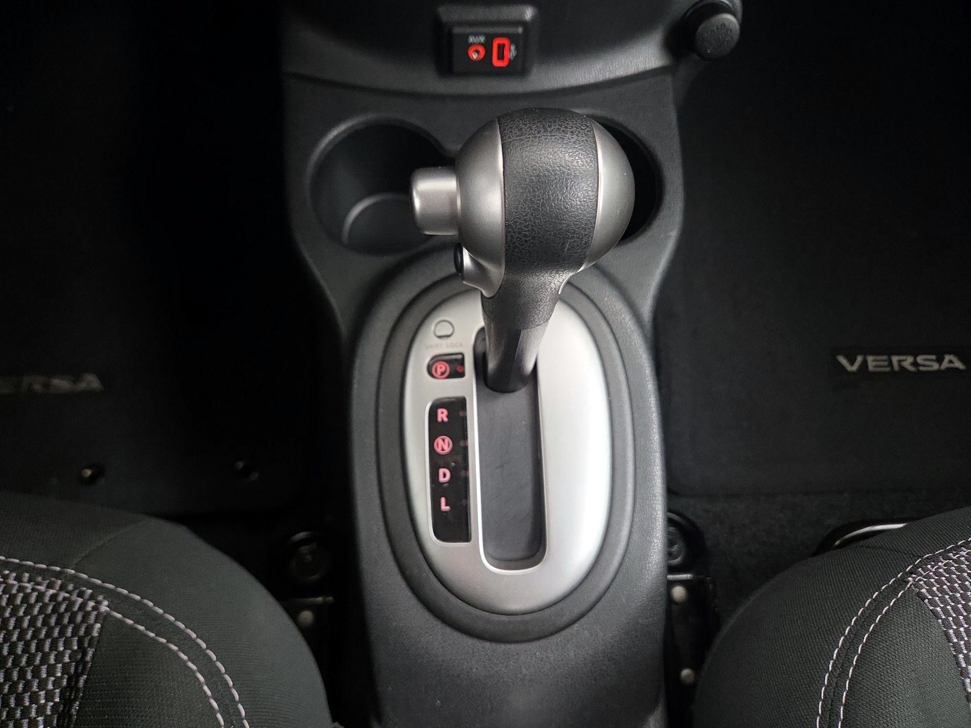 Thumbnail: 2018 Nissan Versa - 16