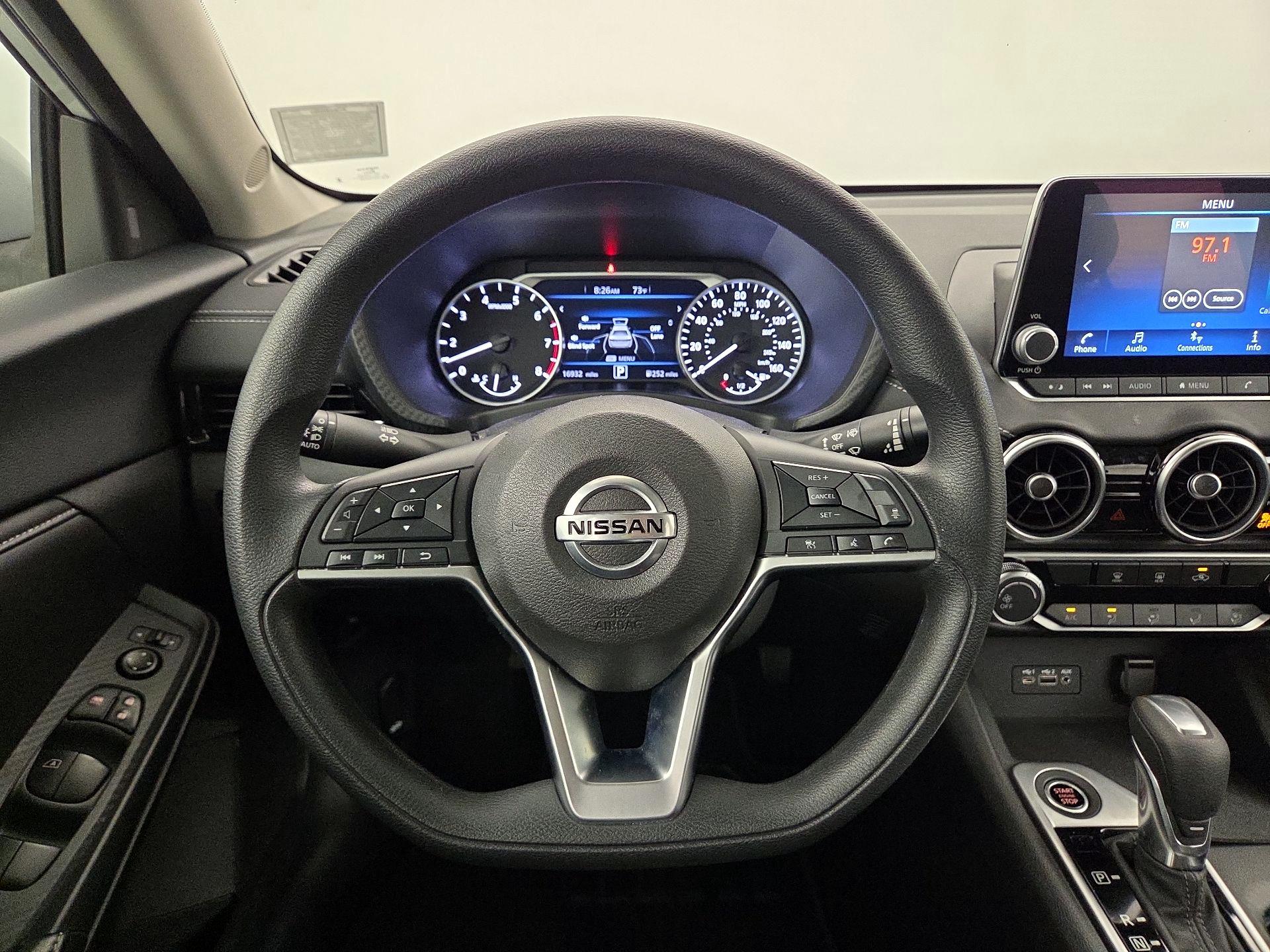 Thumbnail: 2023 Nissan Sentra - 10