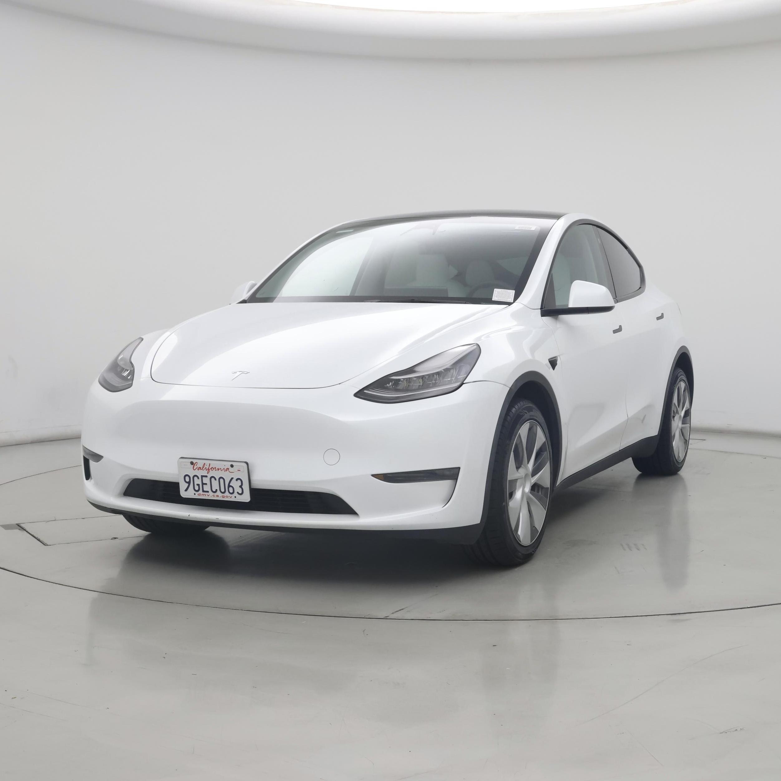 Thumbnail: 2023 Tesla Model Y - 4