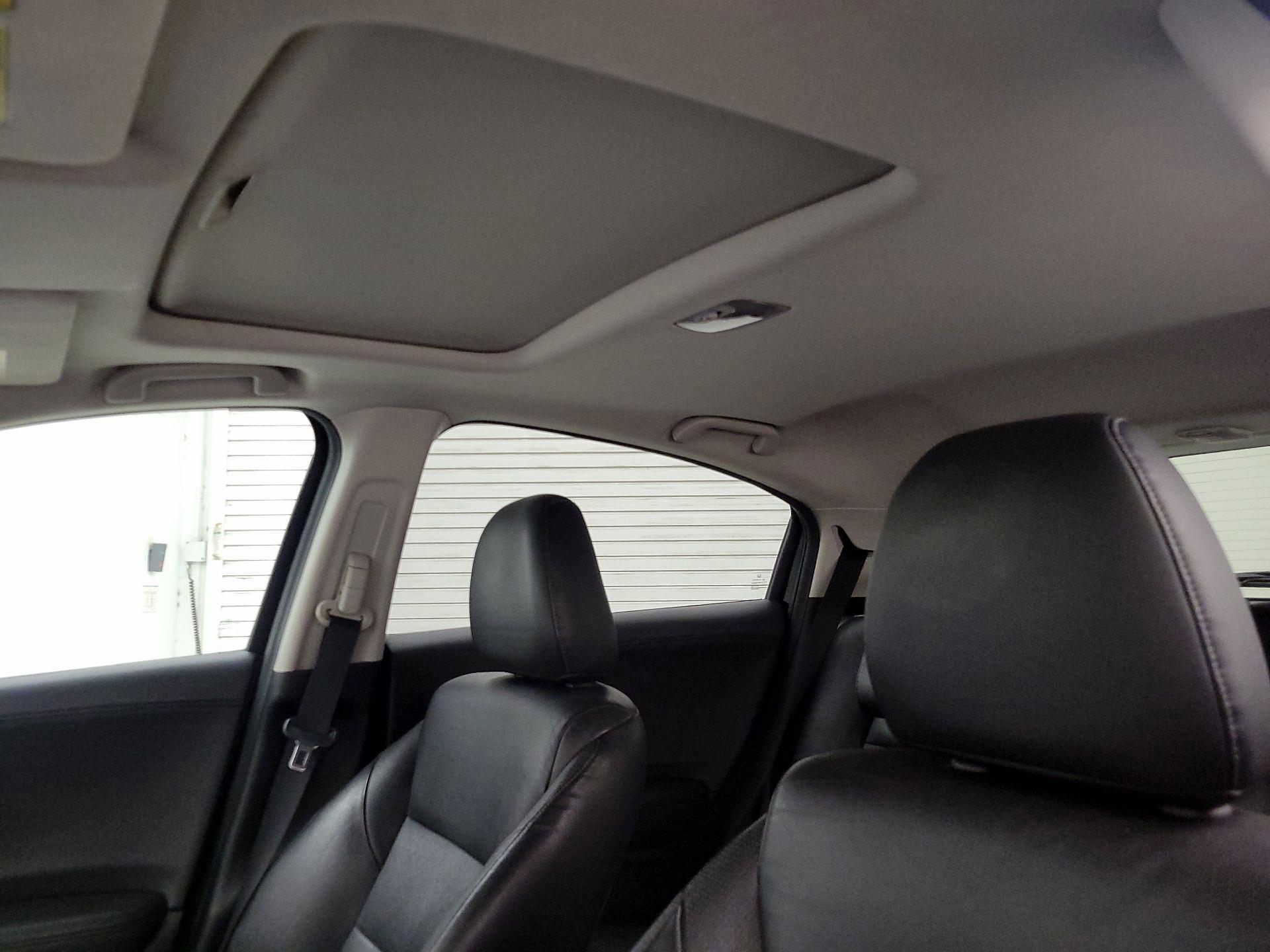 Thumbnail: 2016 Honda HR-V - 20