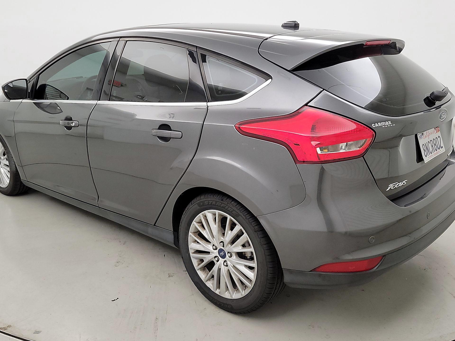 Thumbnail: 2018 Ford Focus - 7