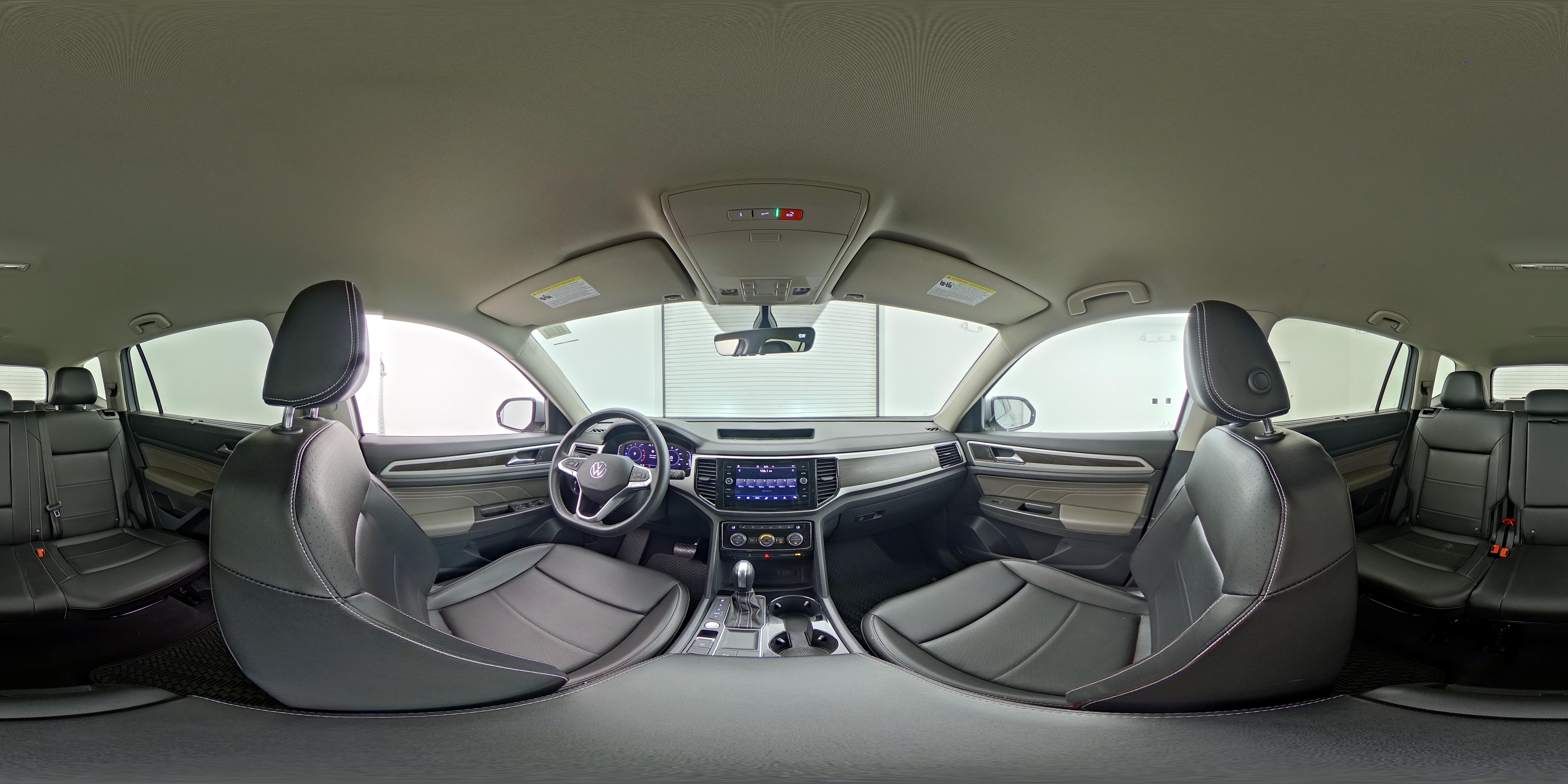 2022 Volkswagen Atlas SE w/Tech - Photo 25