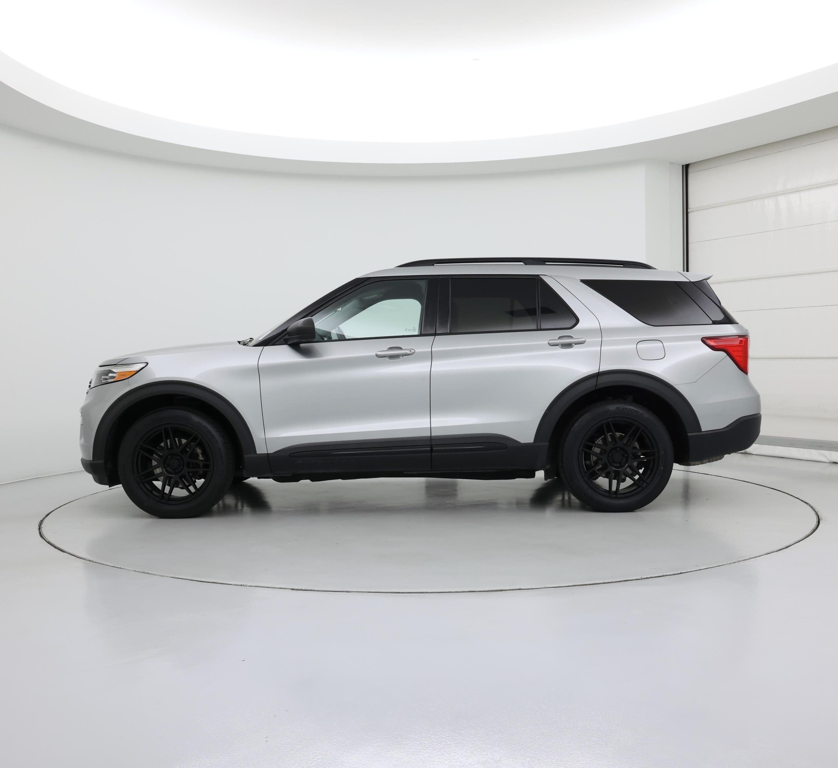 Thumbnail: 2020 Ford Explorer - 3