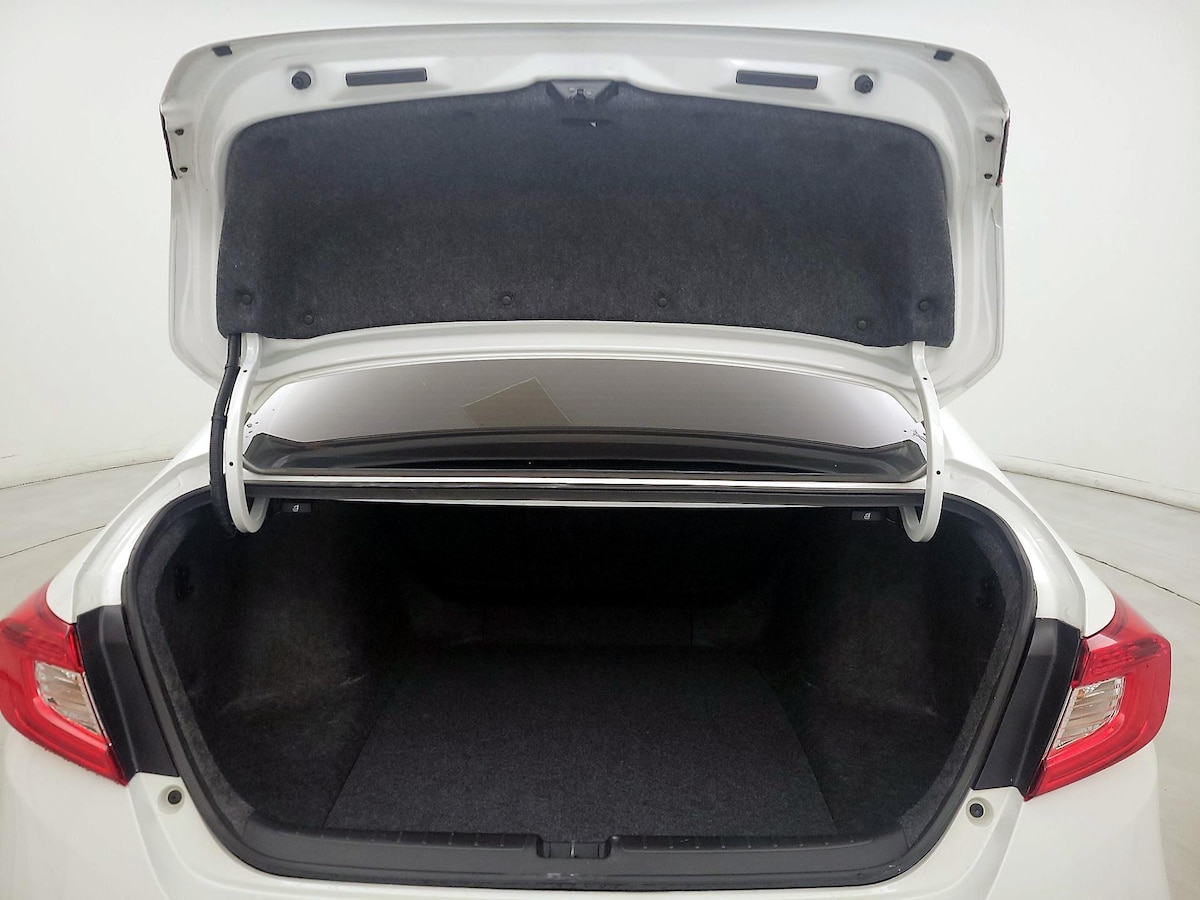 Trunk/Cargo (Seats Up)