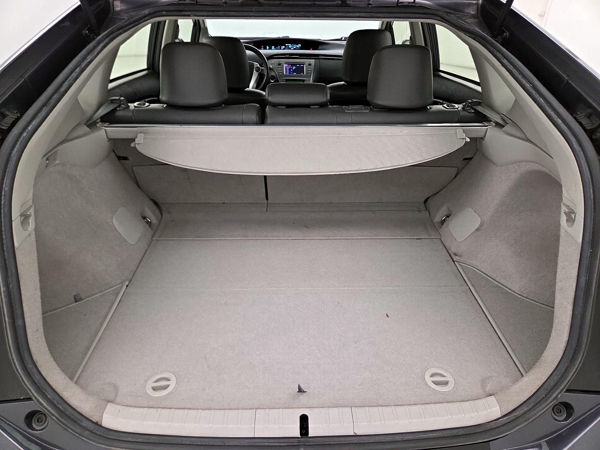 Thumbnail: 2015 Toyota Prius - 20