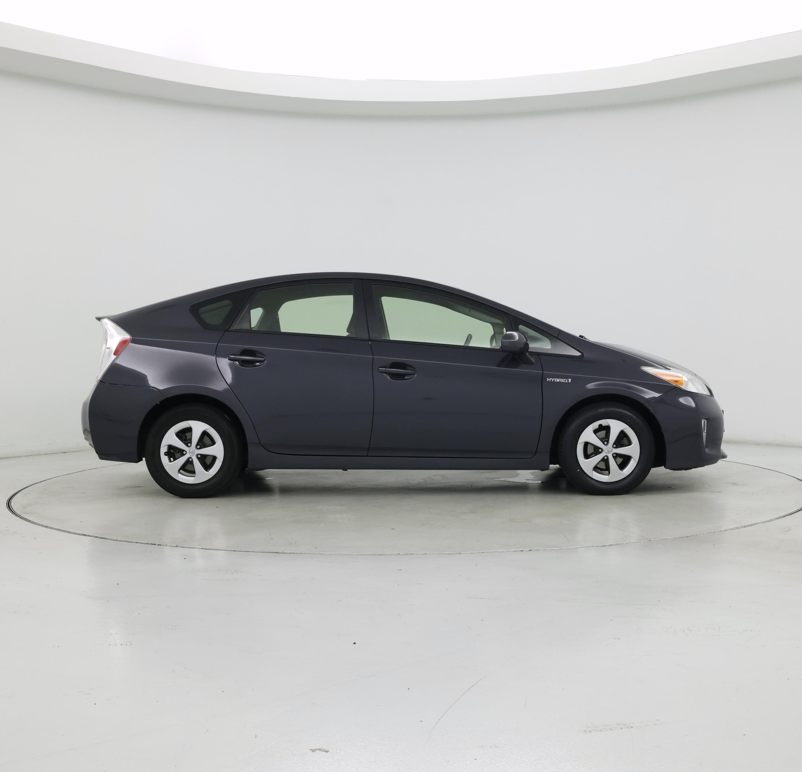 Thumbnail: 2015 Toyota Prius - 7