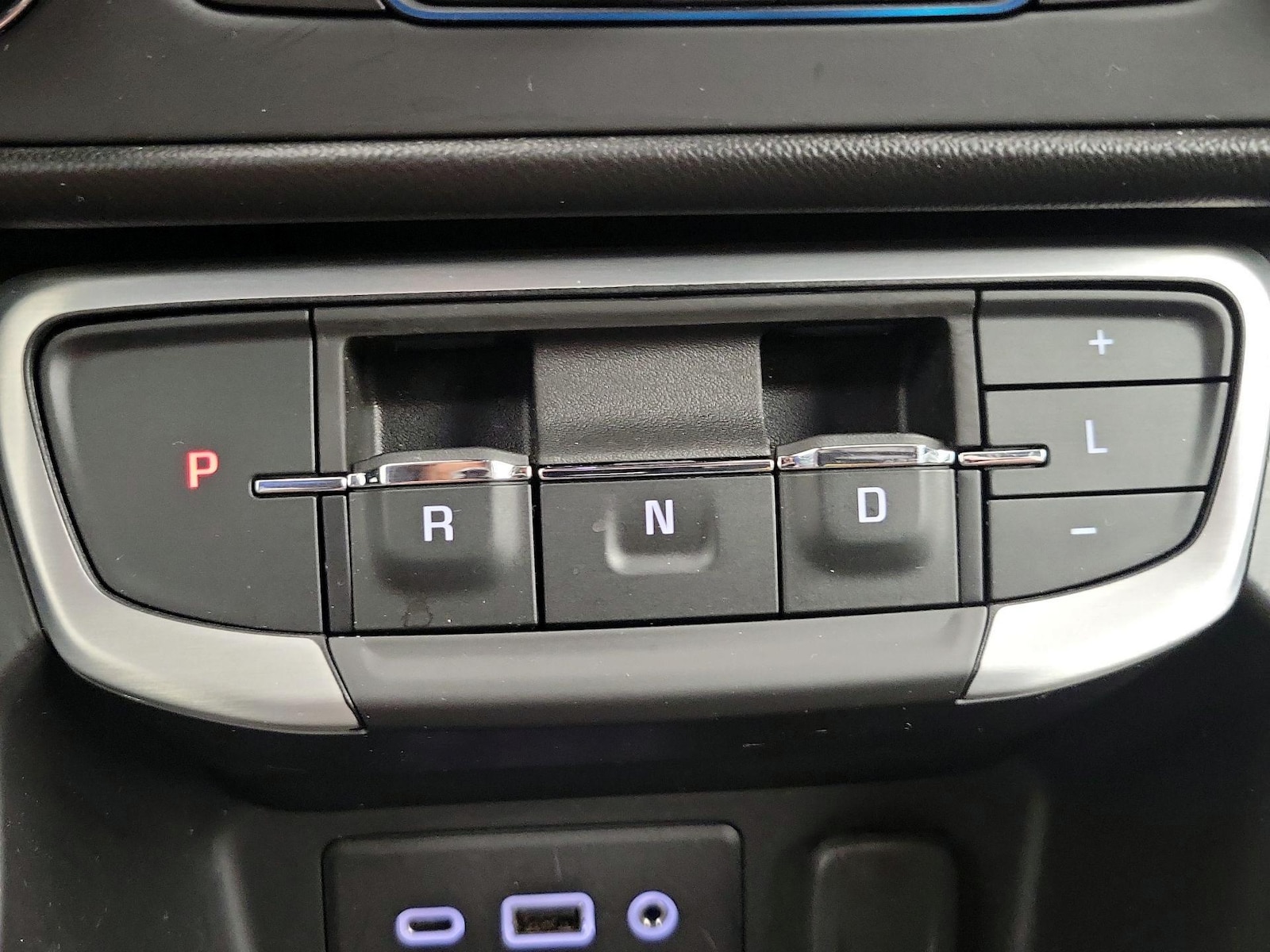 2022 GMC Terrain SLE - Photo 18