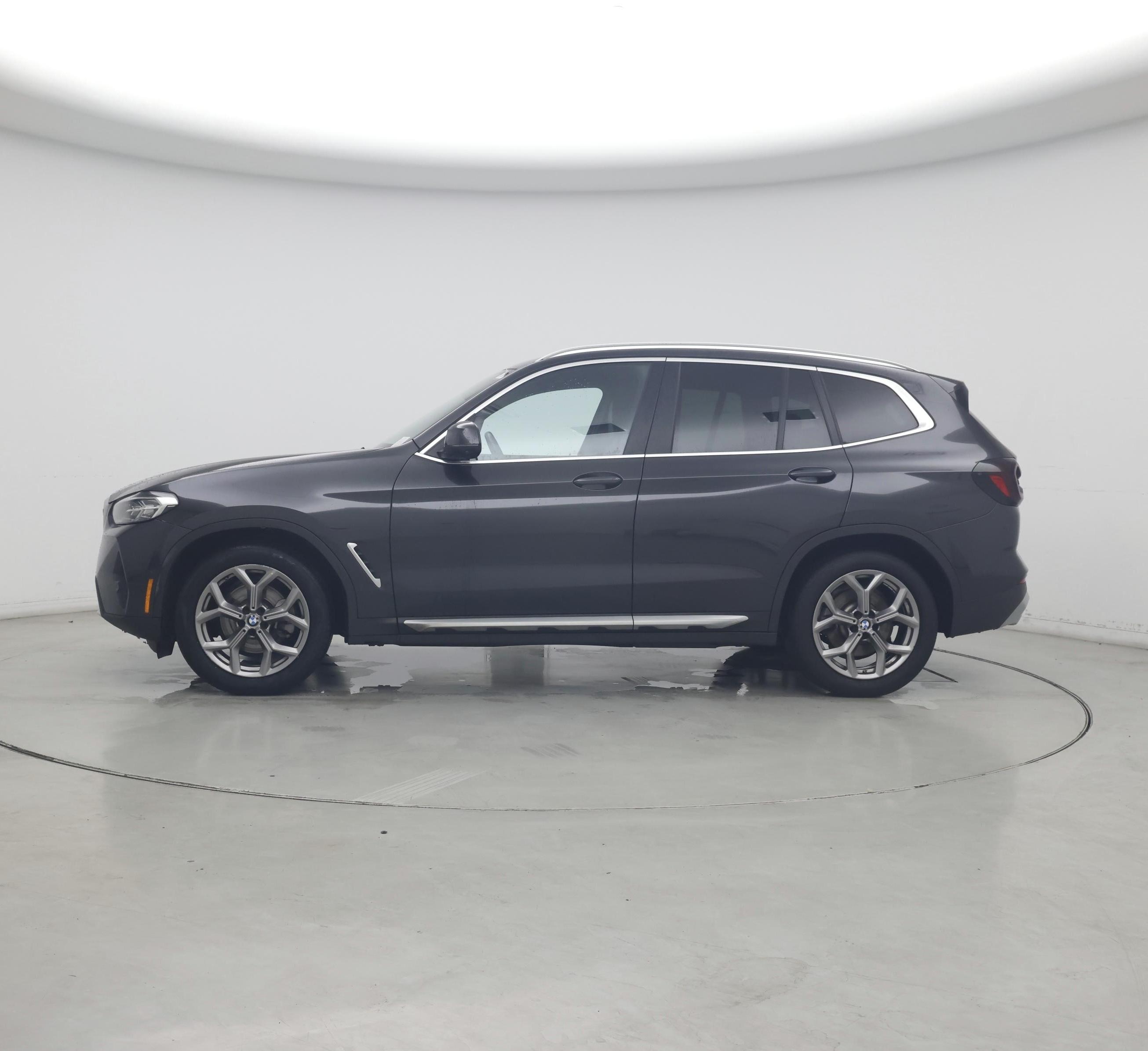 Thumbnail: 2023 BMW X3 - 3