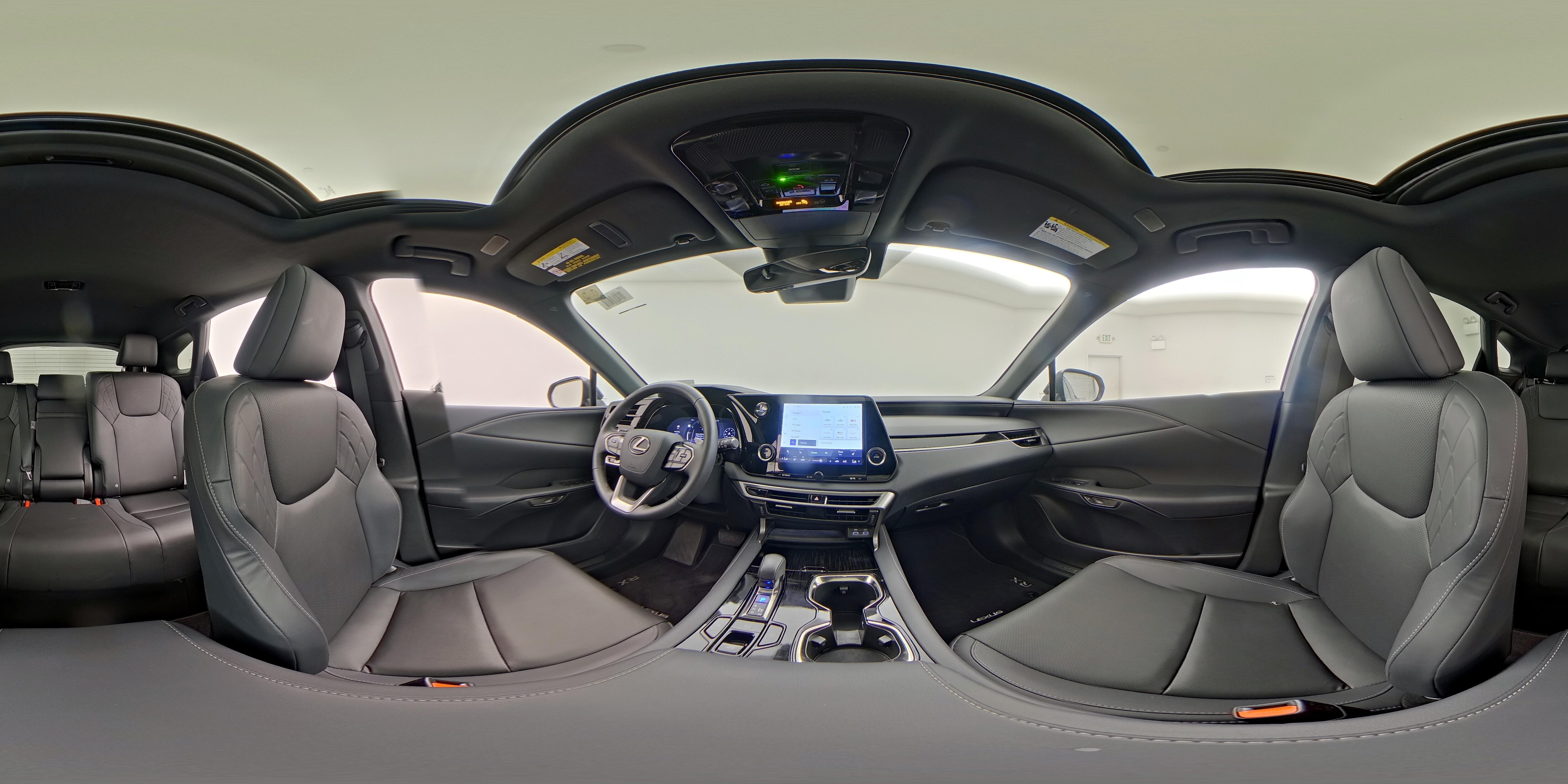 2025 Lexus RX 350 - Photo 25