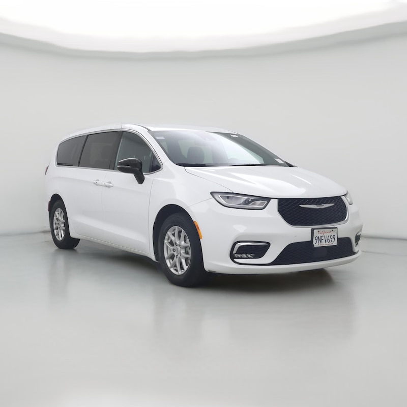 2024 Chrysler Pacifica Touring