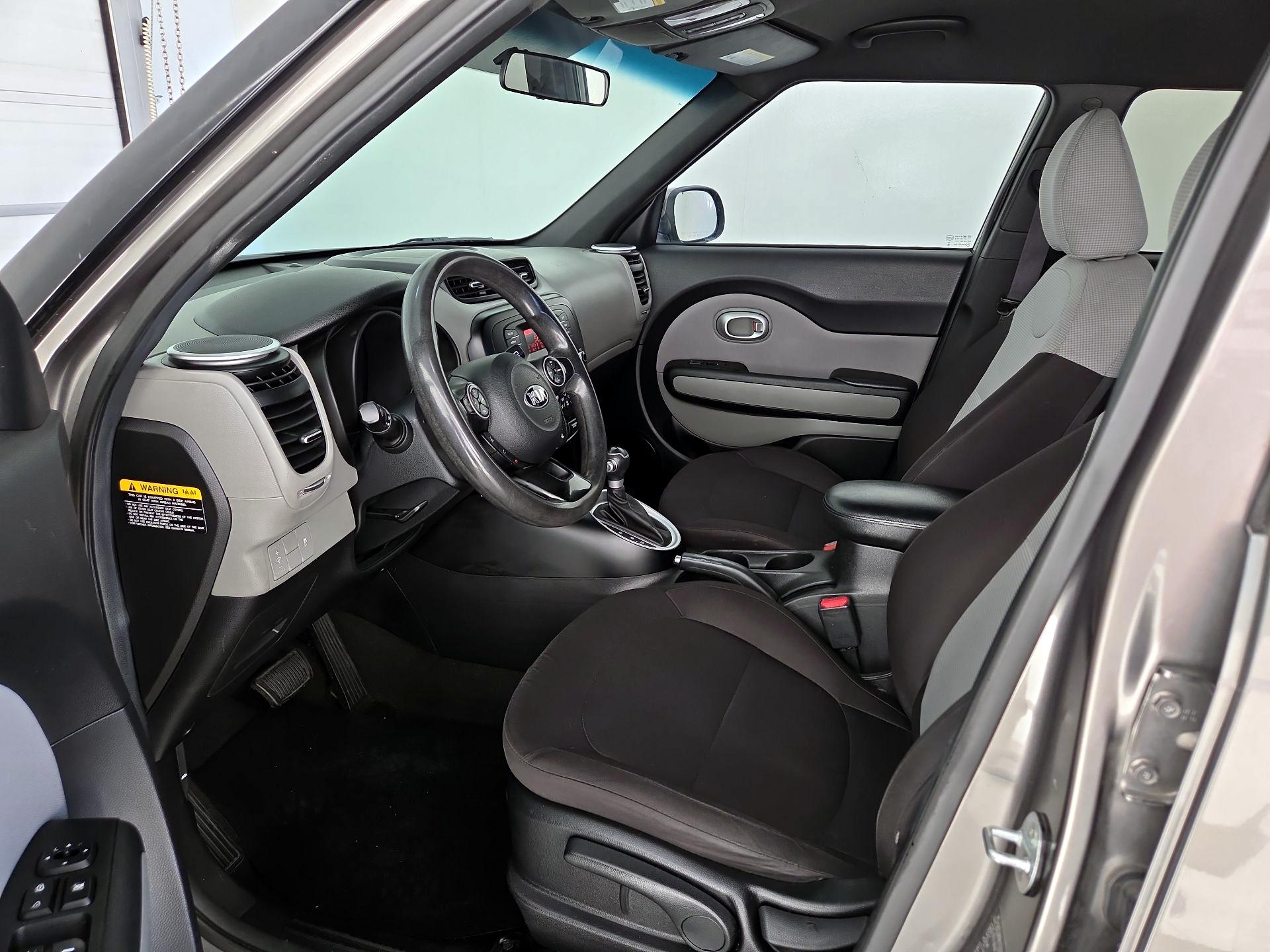 Thumbnail: 2016 Kia Soul - 11