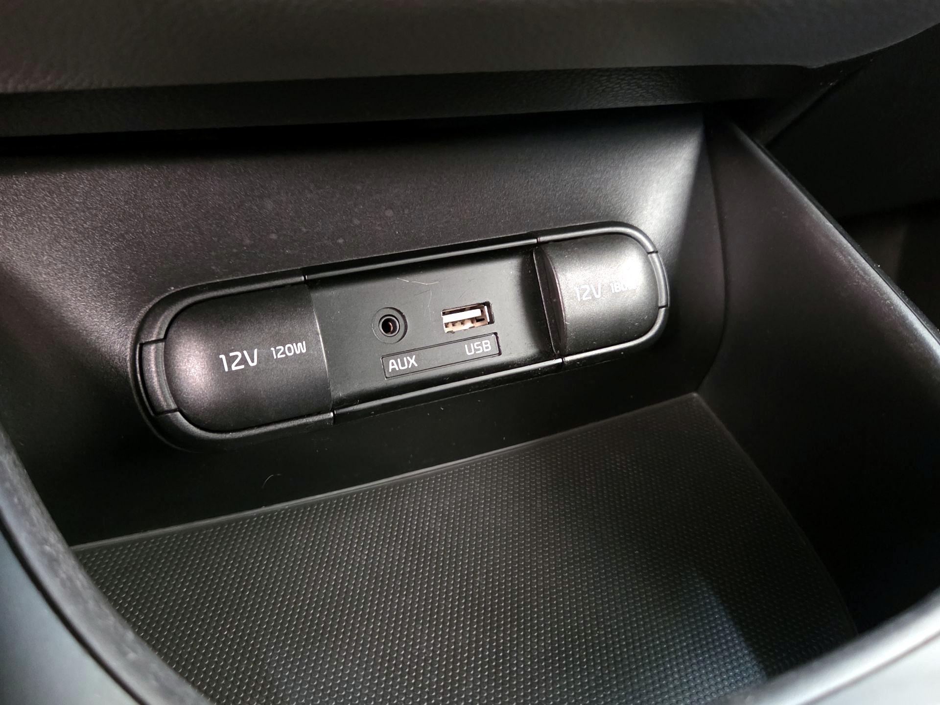 Thumbnail: 2016 Kia Soul - 17