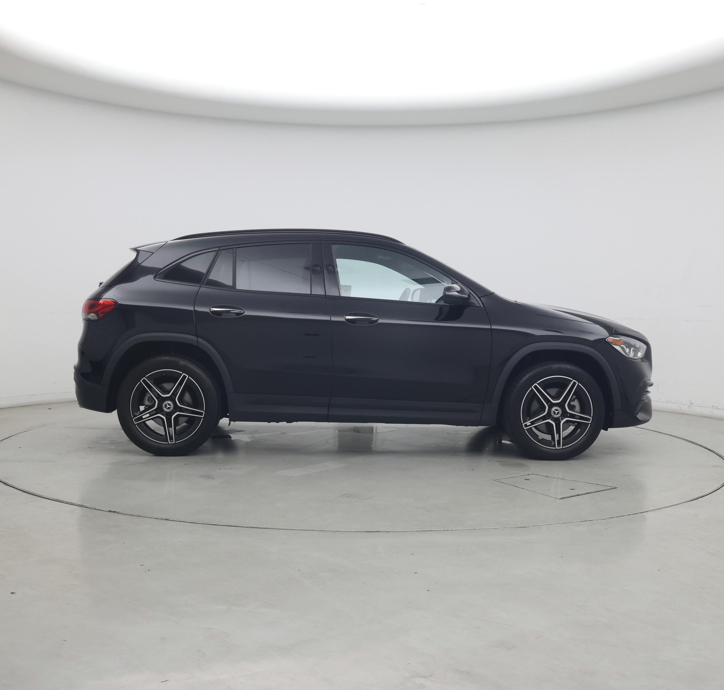 Thumbnail: 2023 Mercedes-Benz GLA - 7
