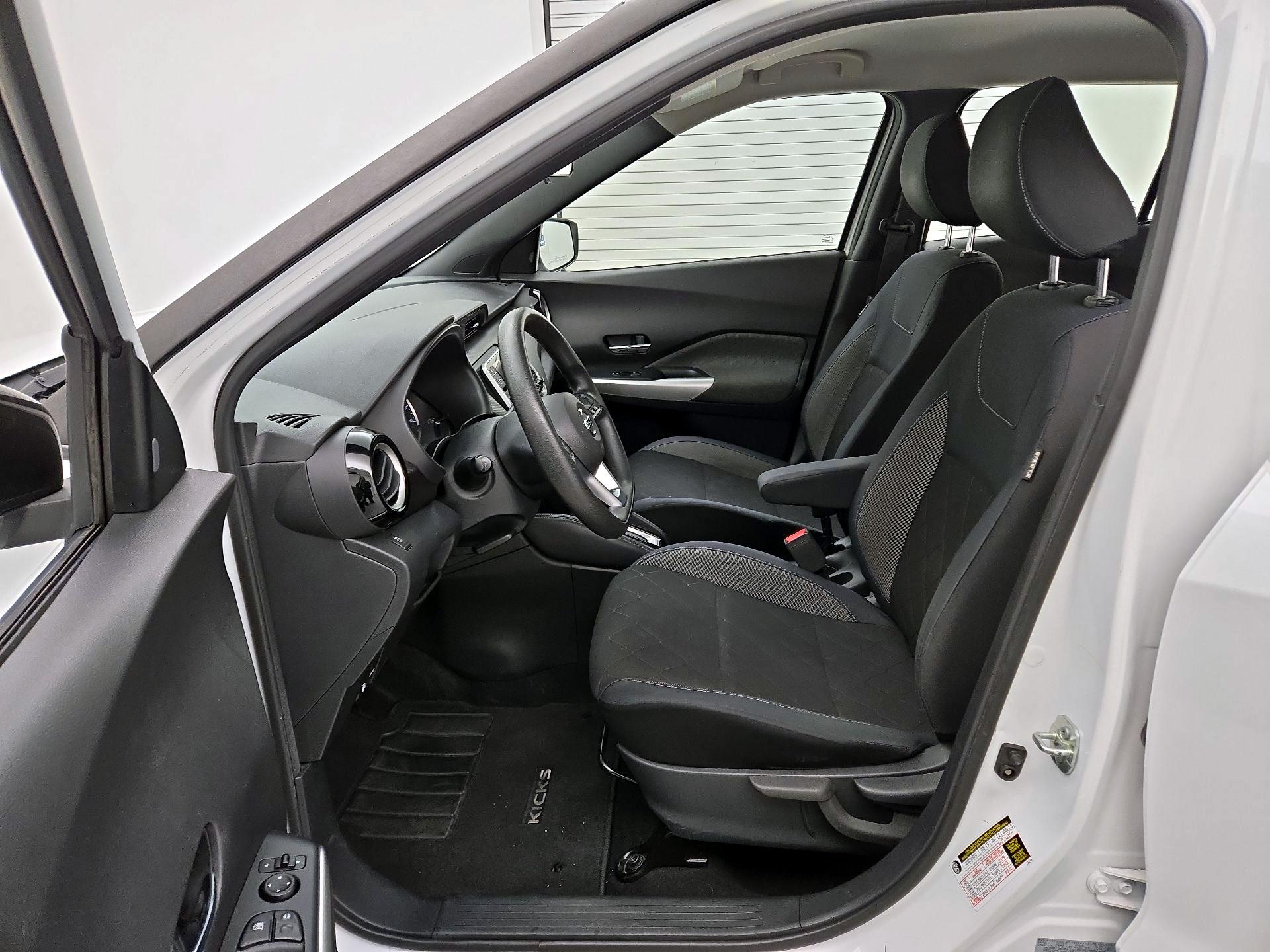 Thumbnail: 2019 Nissan Kicks - 11