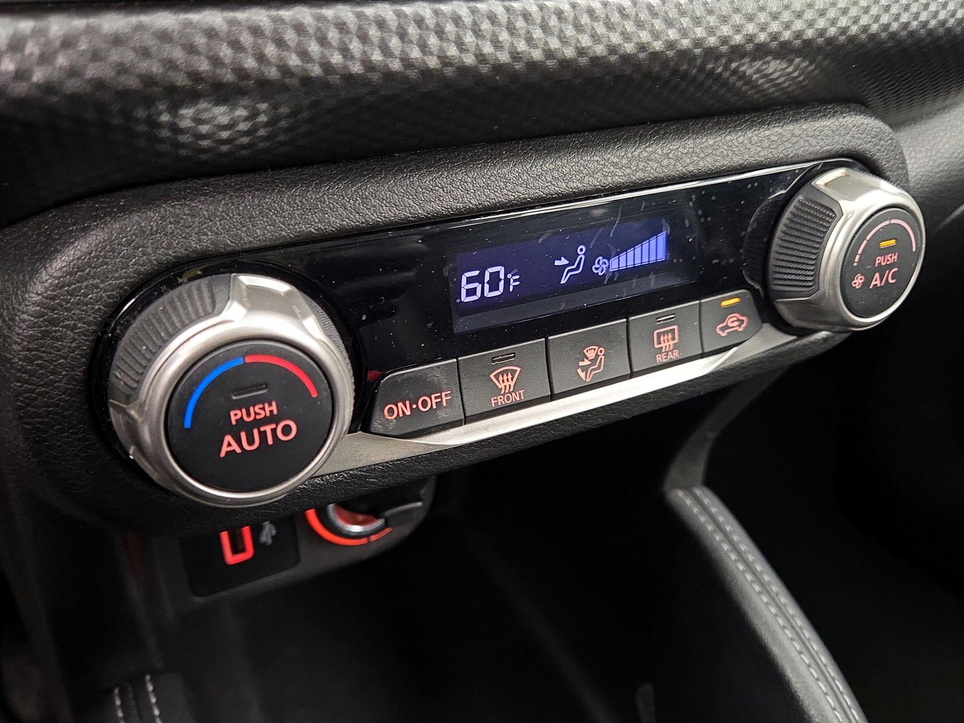 Thumbnail: 2019 Nissan Kicks - 15